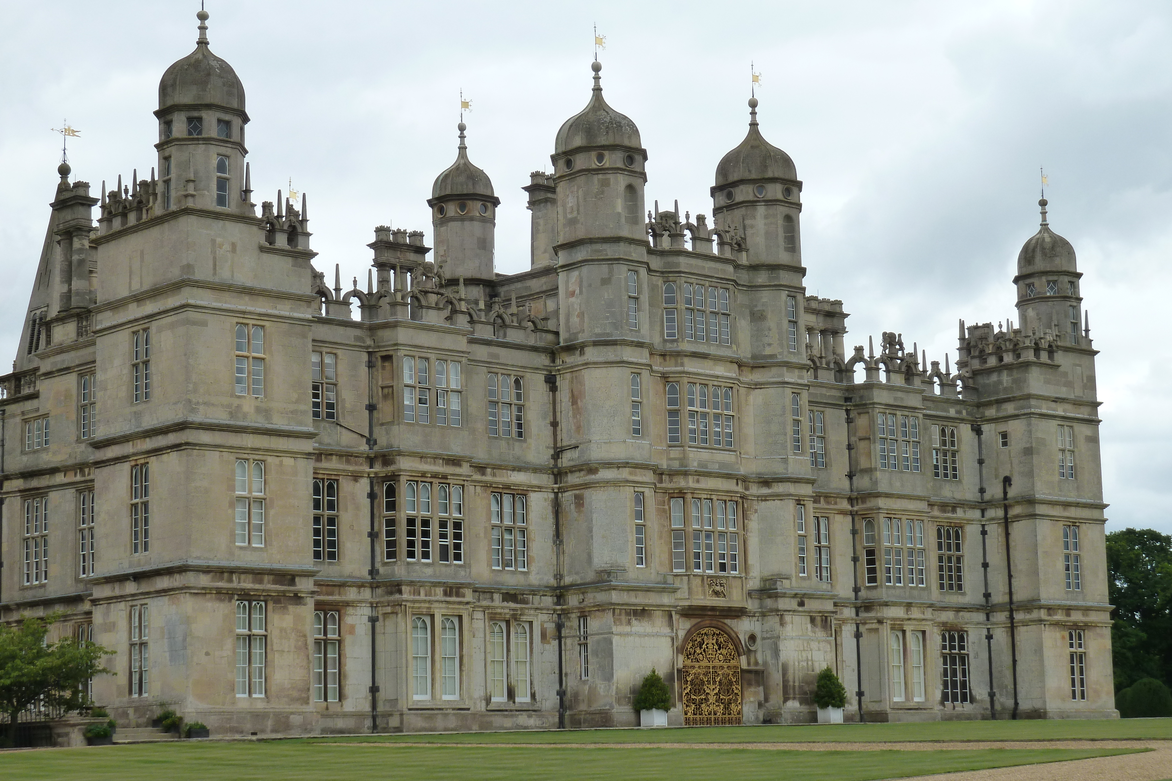 Picture United Kingdom Burghley House 2011-07 19 - Center Burghley House