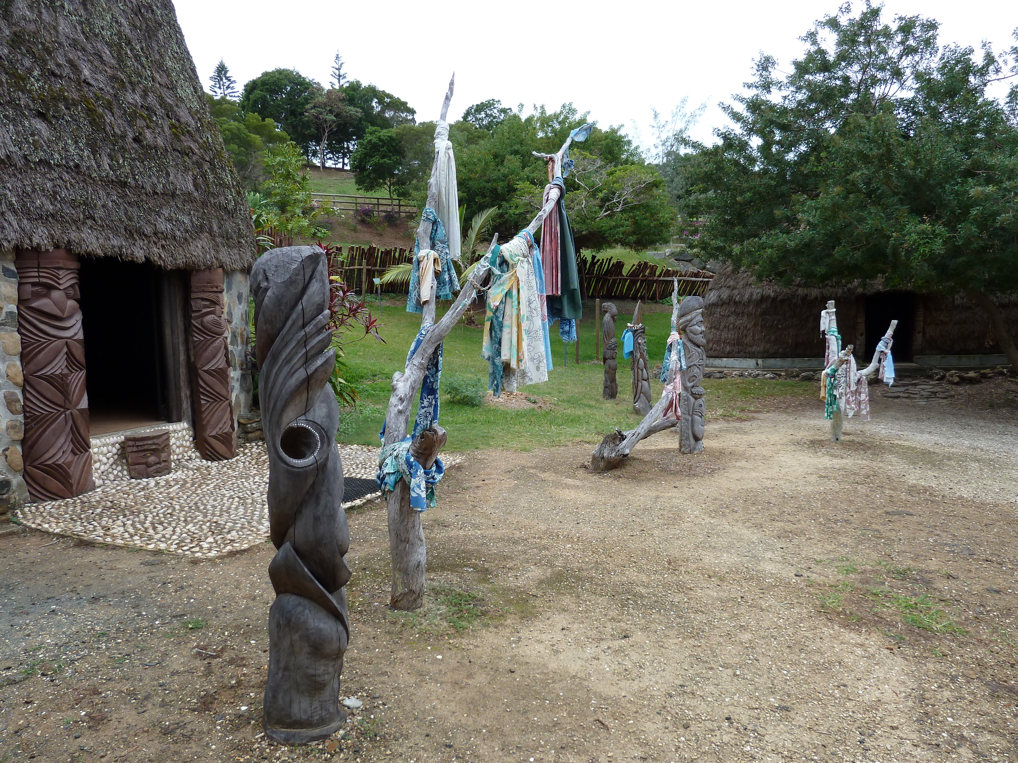 Picture New Caledonia Tjibaou Cultural Centre 2010-05 14 - Center Tjibaou Cultural Centre