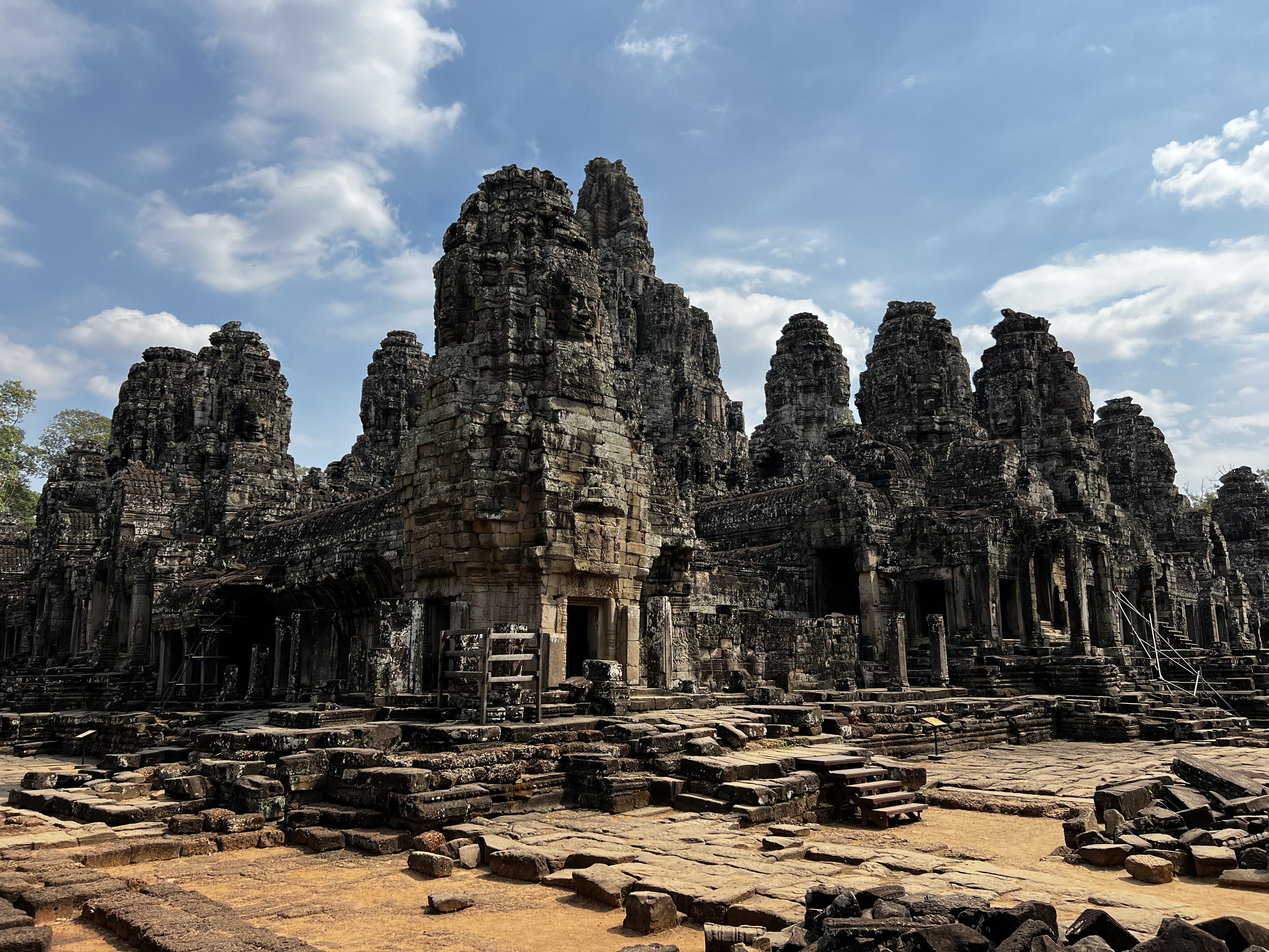 Picture Cambodia Siem Reap Bayon 2023-01 130 - Journey Bayon