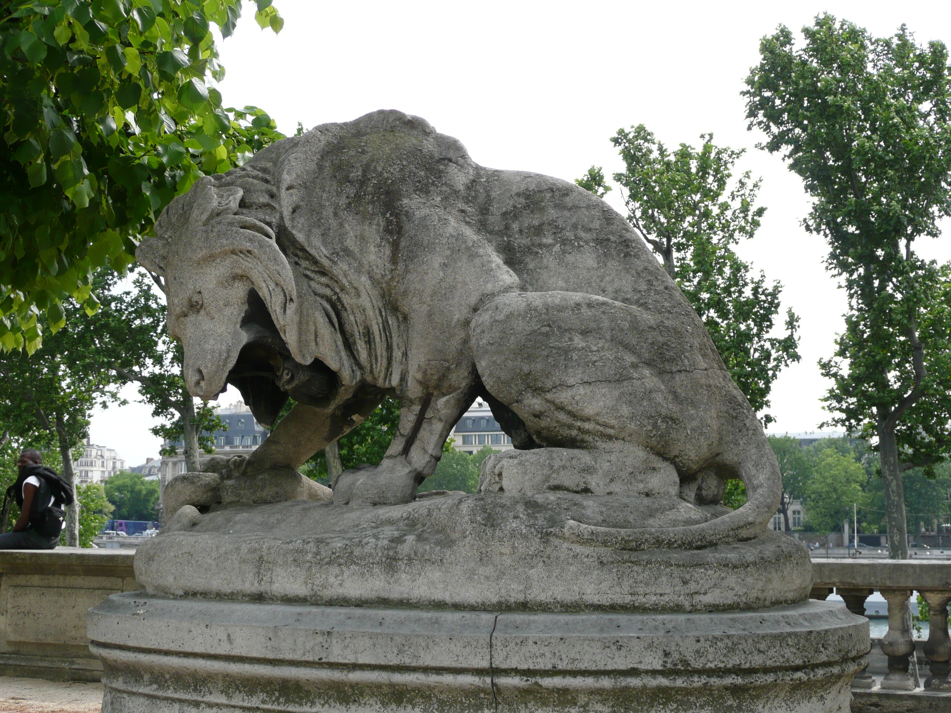 Picture France Paris Garden of Tuileries 2007-05 165 - Center Garden of Tuileries