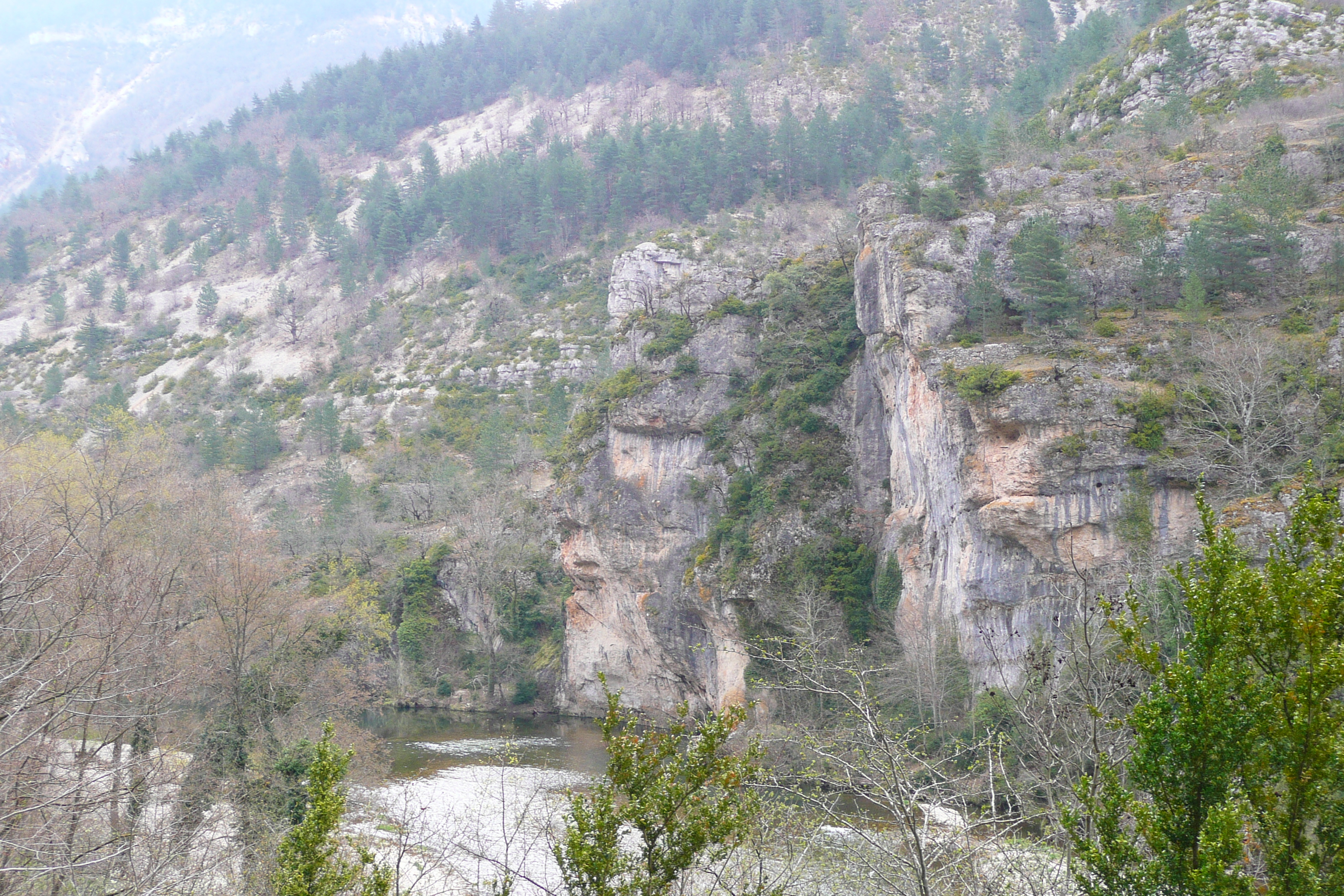 Picture France Gorges du Tarn 2008-04 19 - History Gorges du Tarn