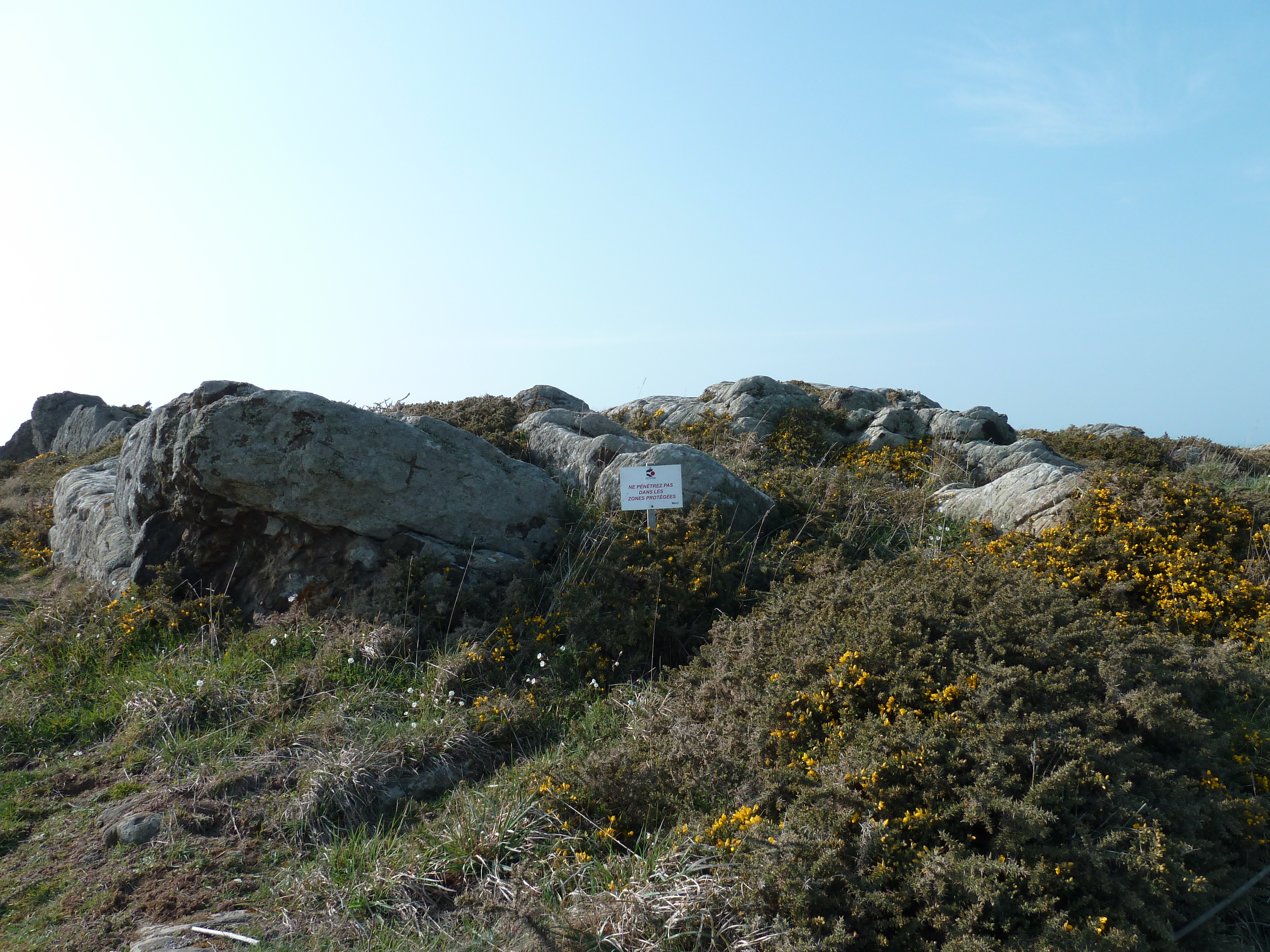 Picture France Grouin Point 2010-04 43 - History Grouin Point