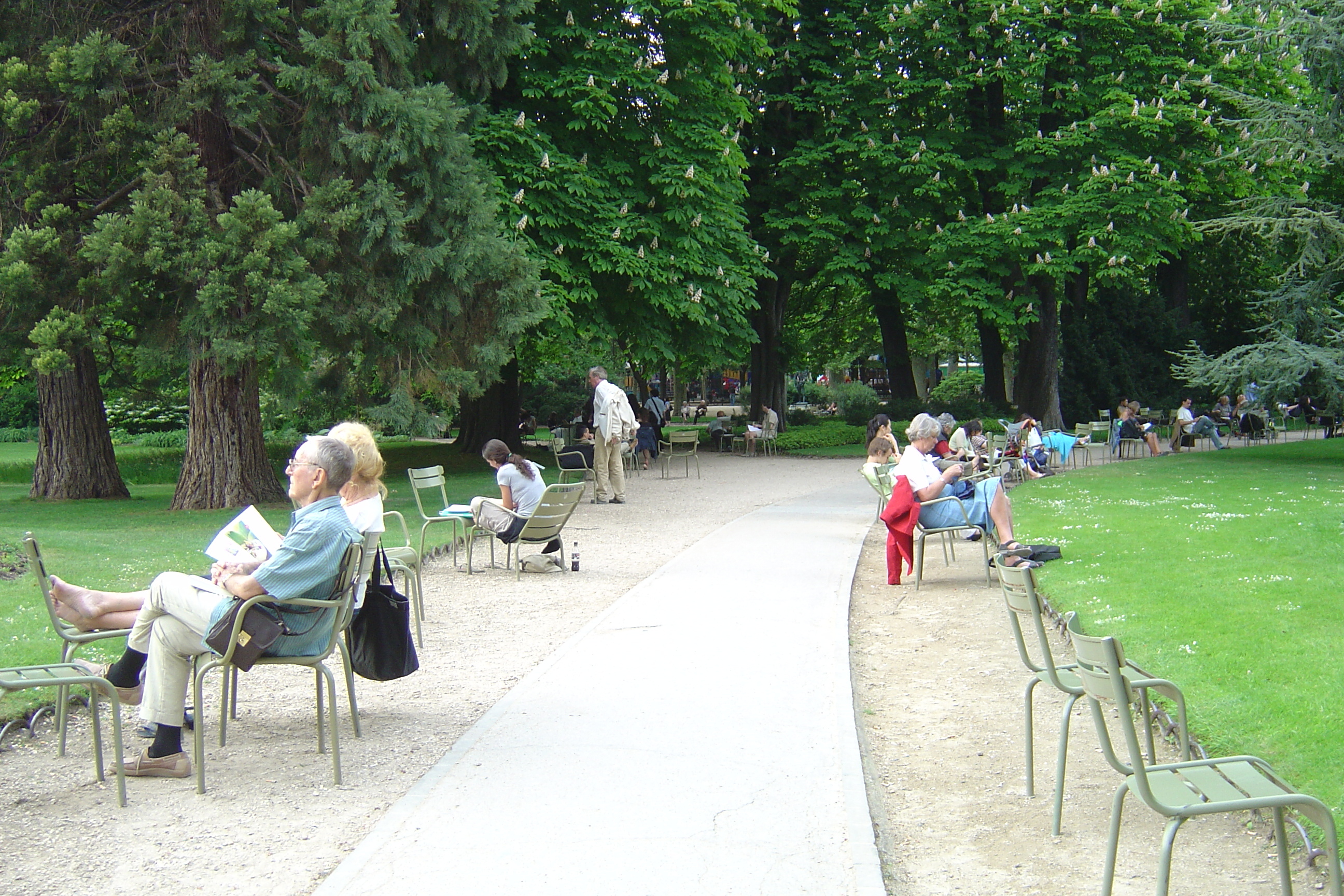 Picture France Paris Luxembourg Garden 2007-04 54 - Recreation Luxembourg Garden