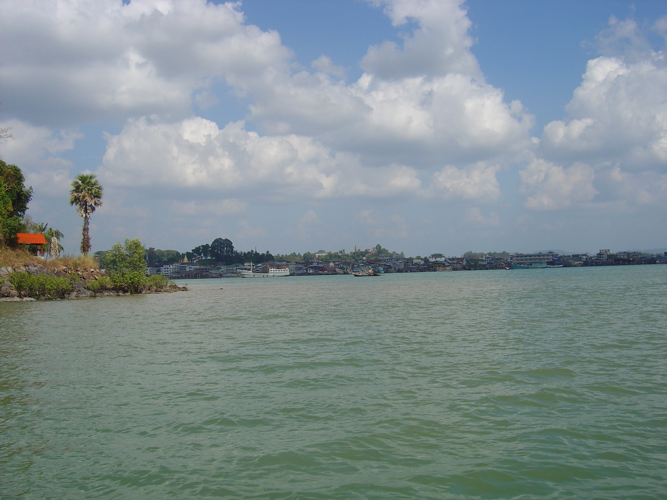 Picture Myanmar Myeik (Mergui) 2005-01 88 - Journey Myeik (Mergui)