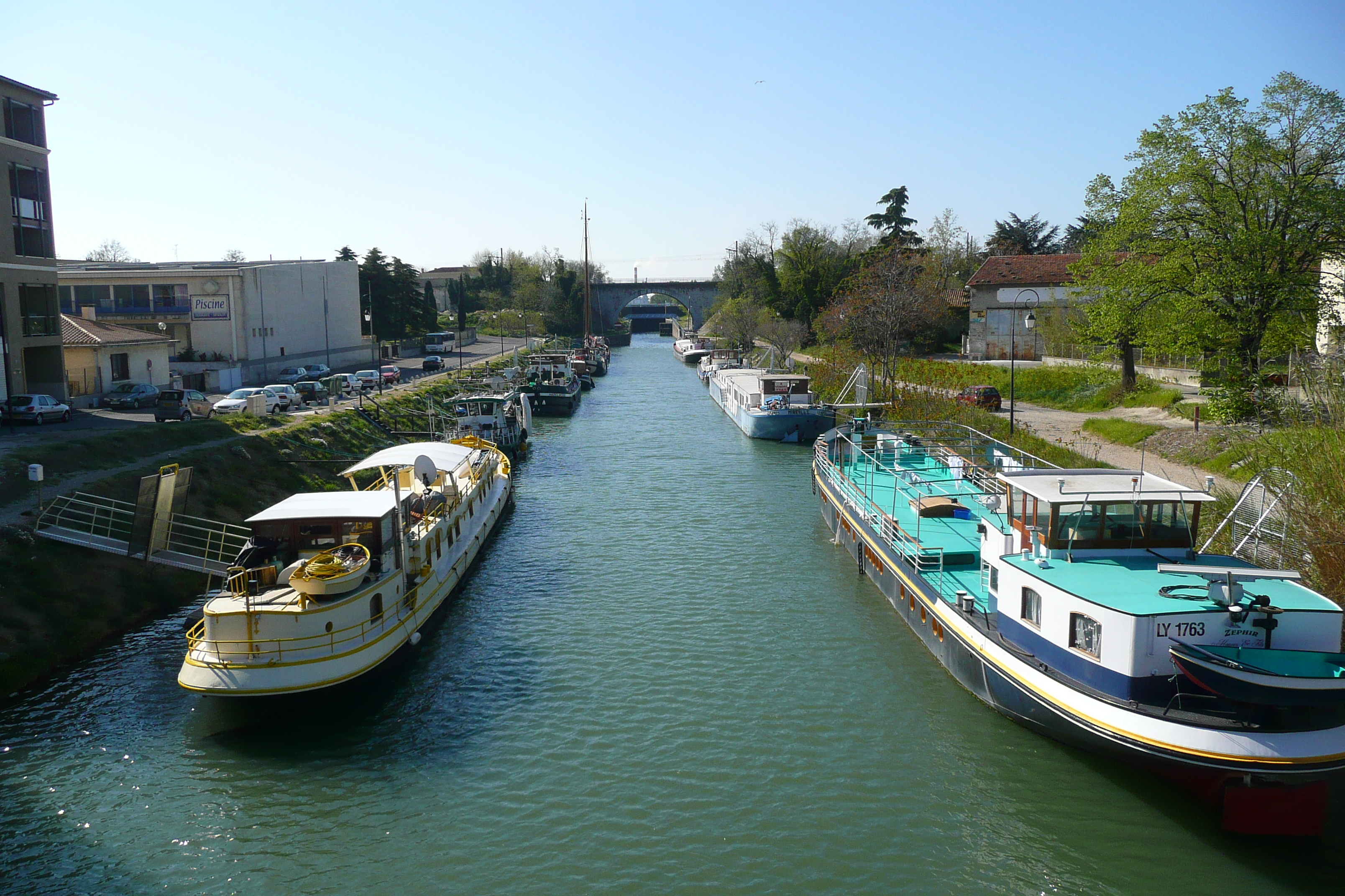 Picture France Beaucaire 2008-04 5 - Around Beaucaire