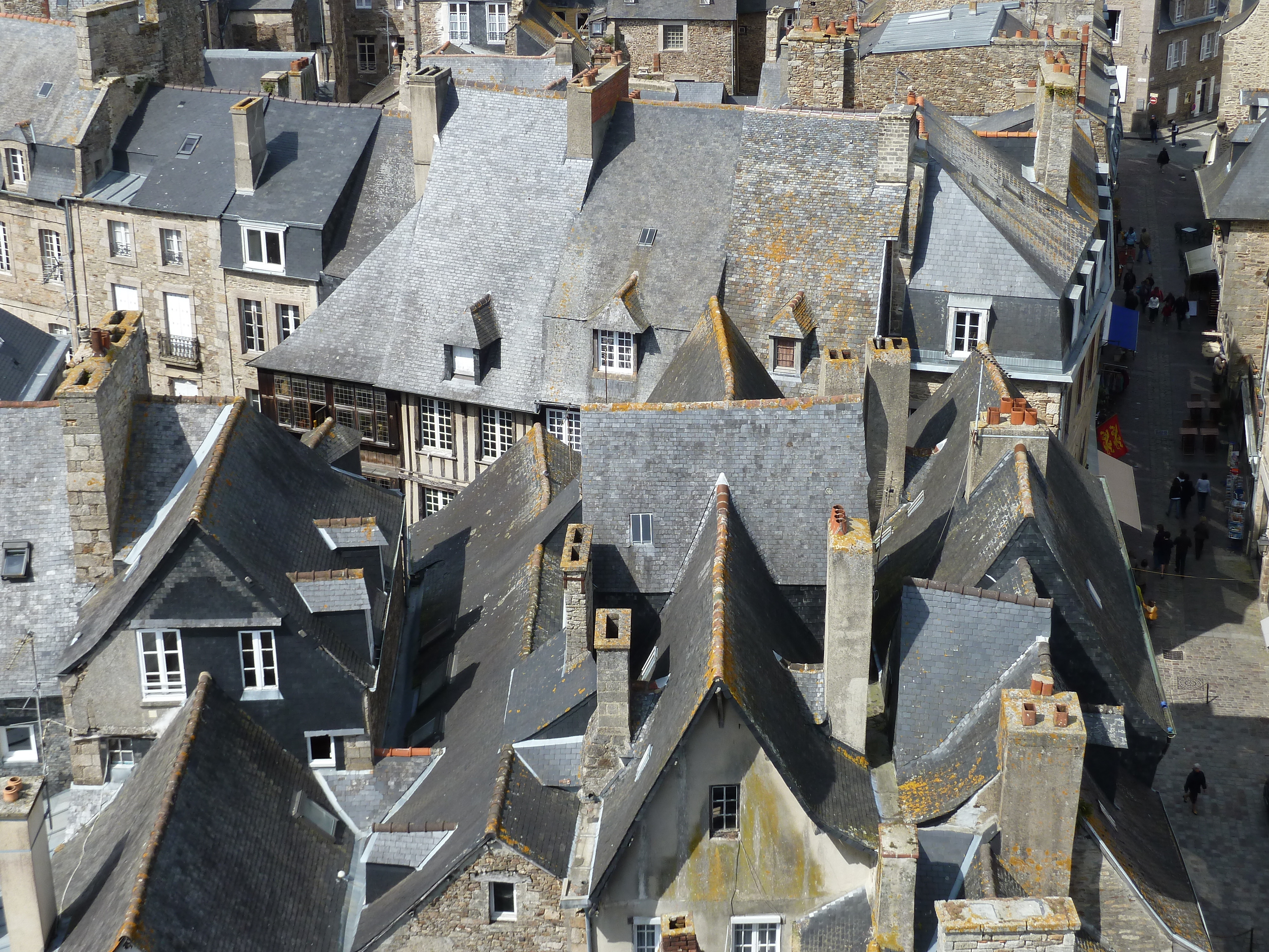 Picture France Dinan Dinan clock tower 2010-04 47 - Around Dinan clock tower