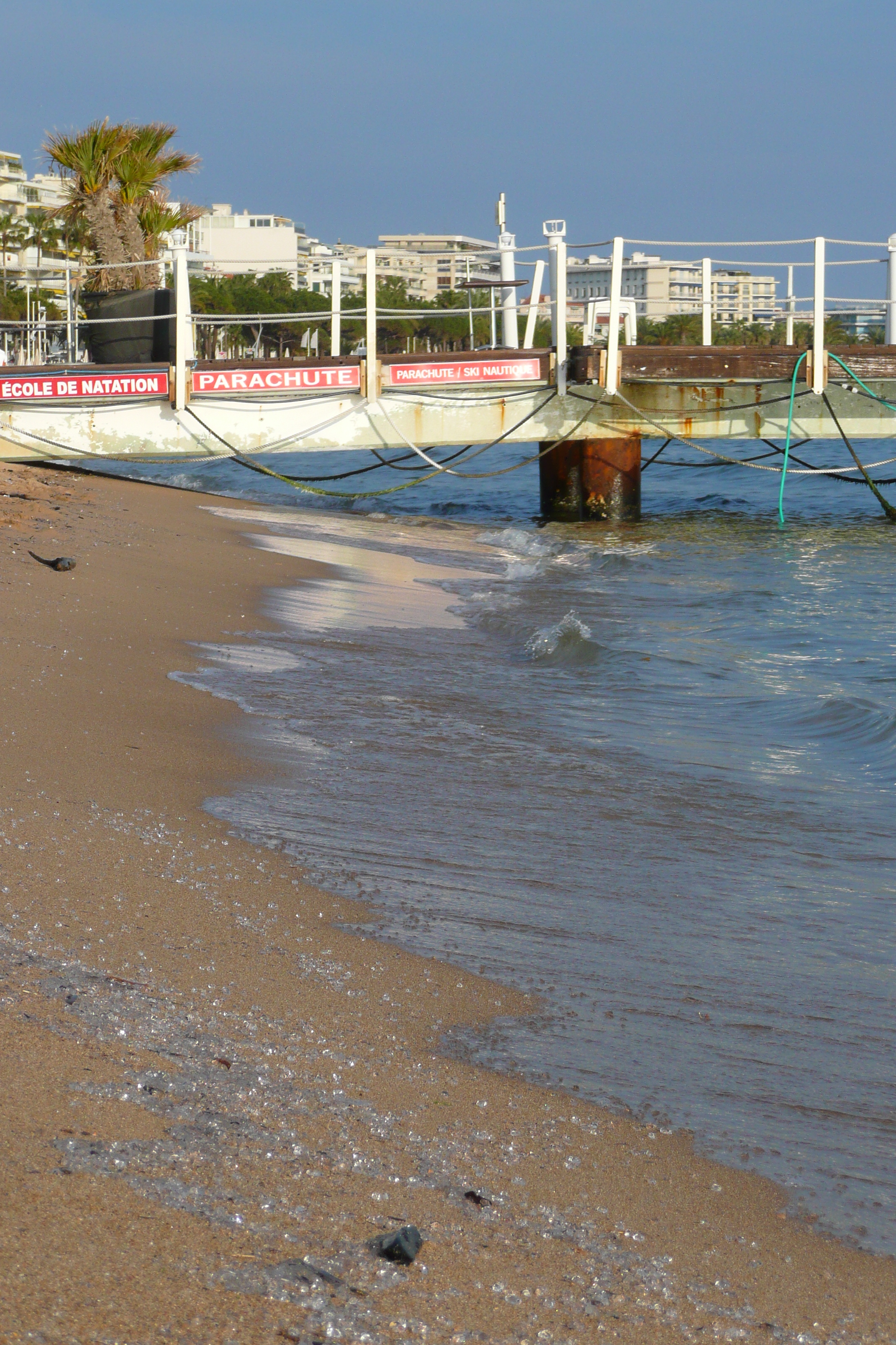 Picture France Cannes Beach 2008-04 9 - Recreation Beach