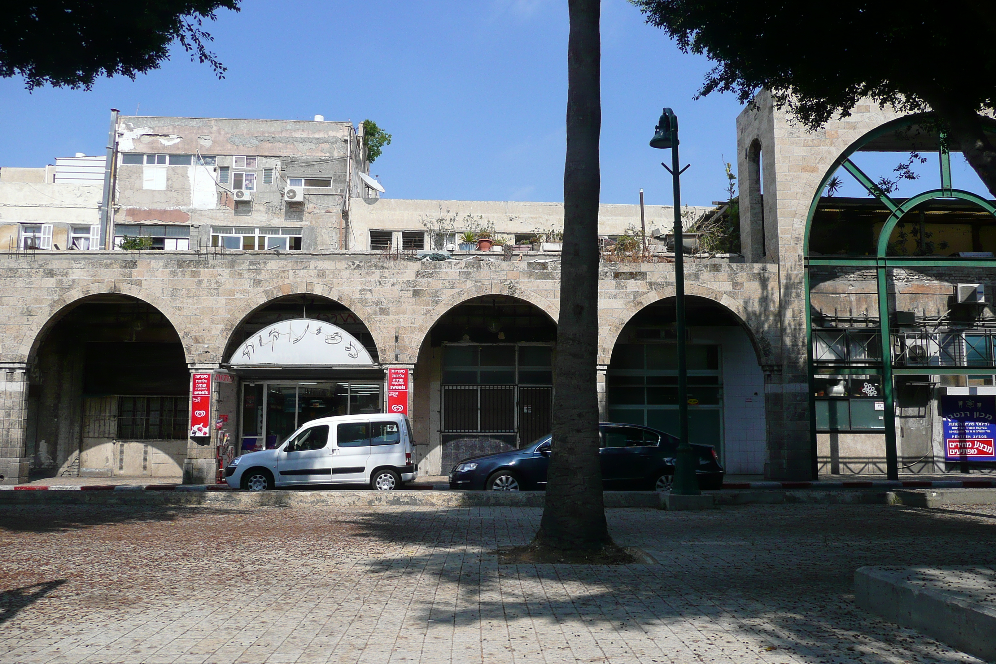 Picture Israel Tel Aviv Yerushalyim Street 2007-06 16 - Around Yerushalyim Street