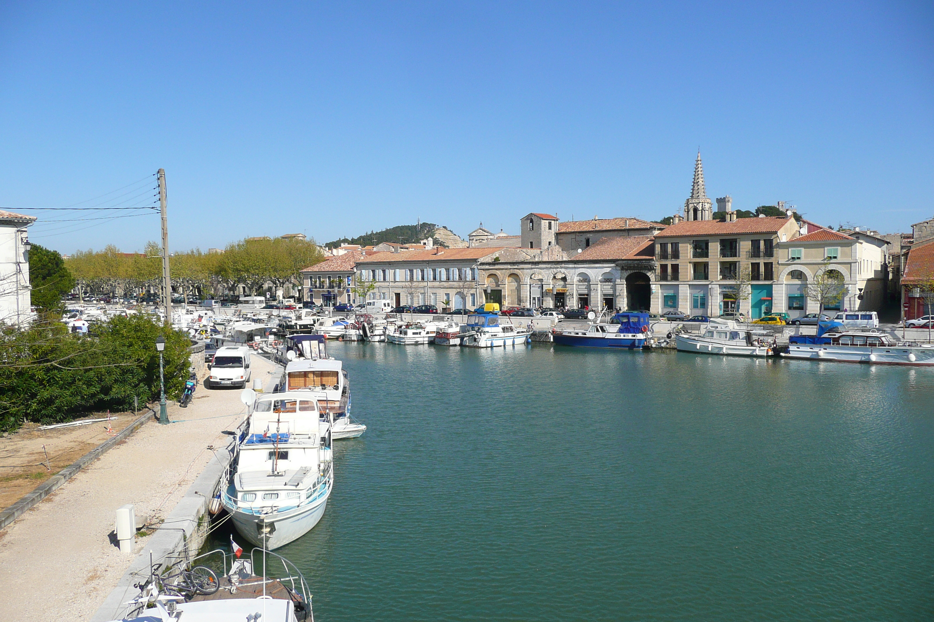 Picture France Beaucaire 2008-04 4 - Tours Beaucaire