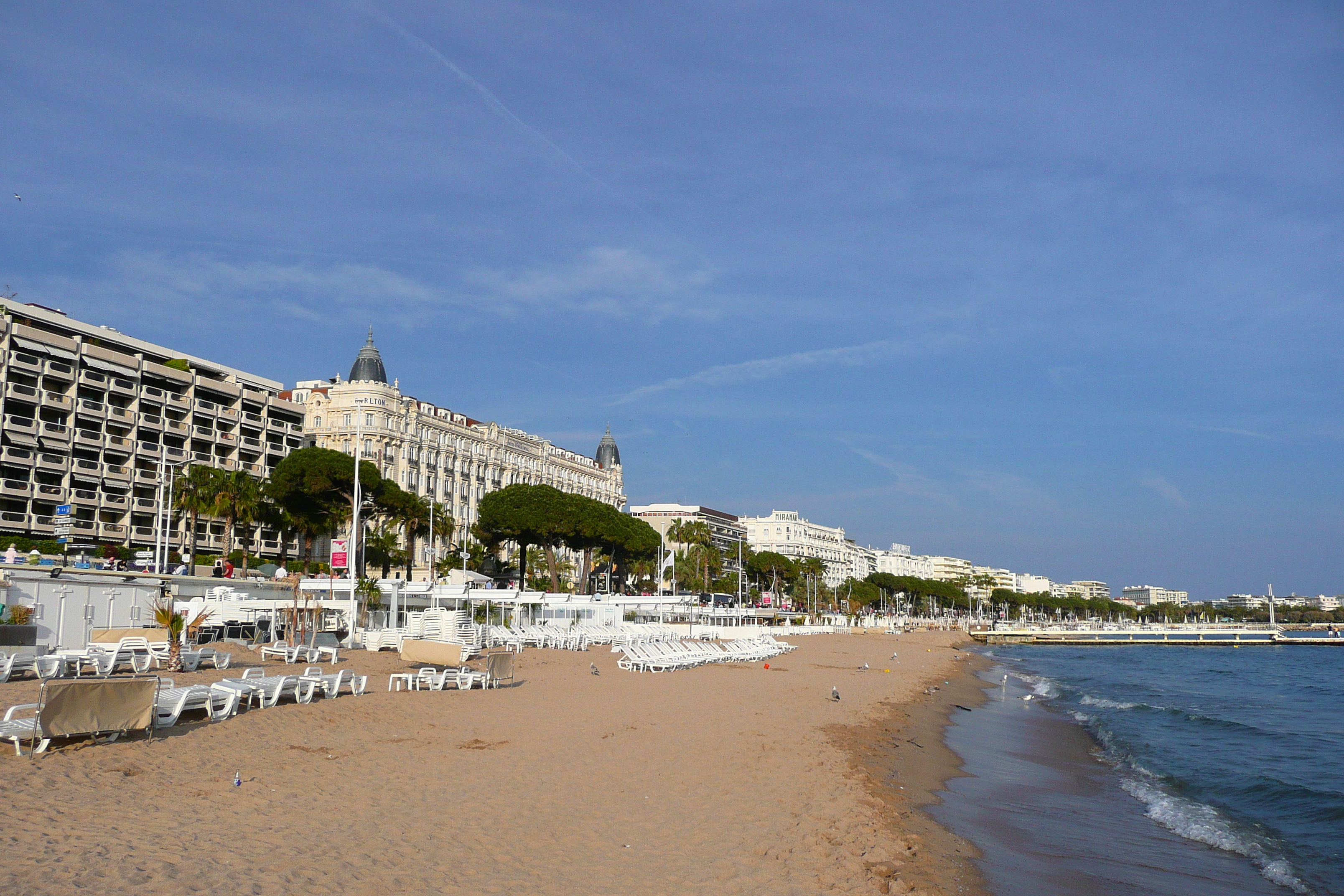 Picture France Cannes Beach 2008-04 6 - Center Beach