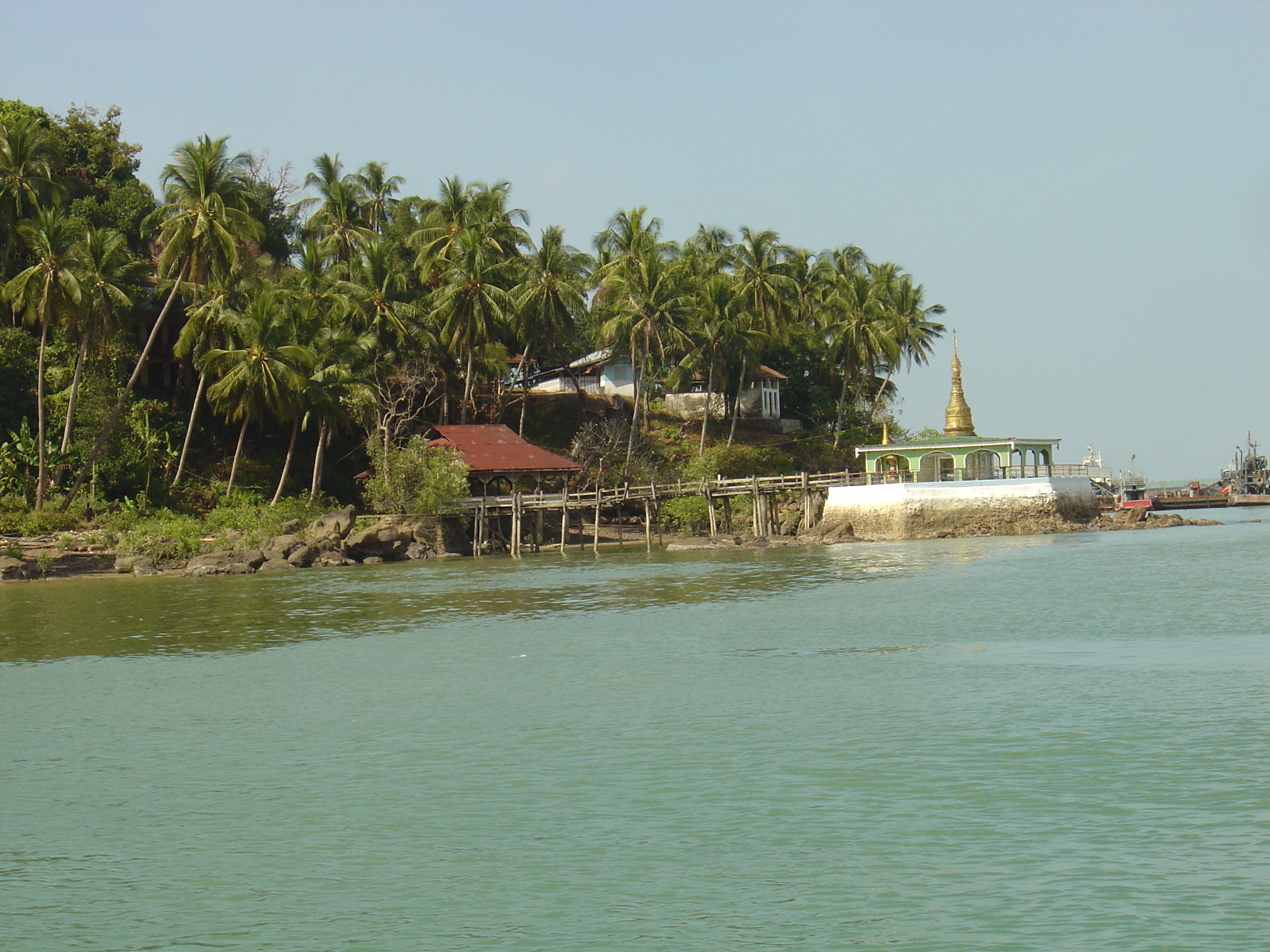 Picture Myanmar Myeik (Mergui) 2005-01 83 - Tours Myeik (Mergui)