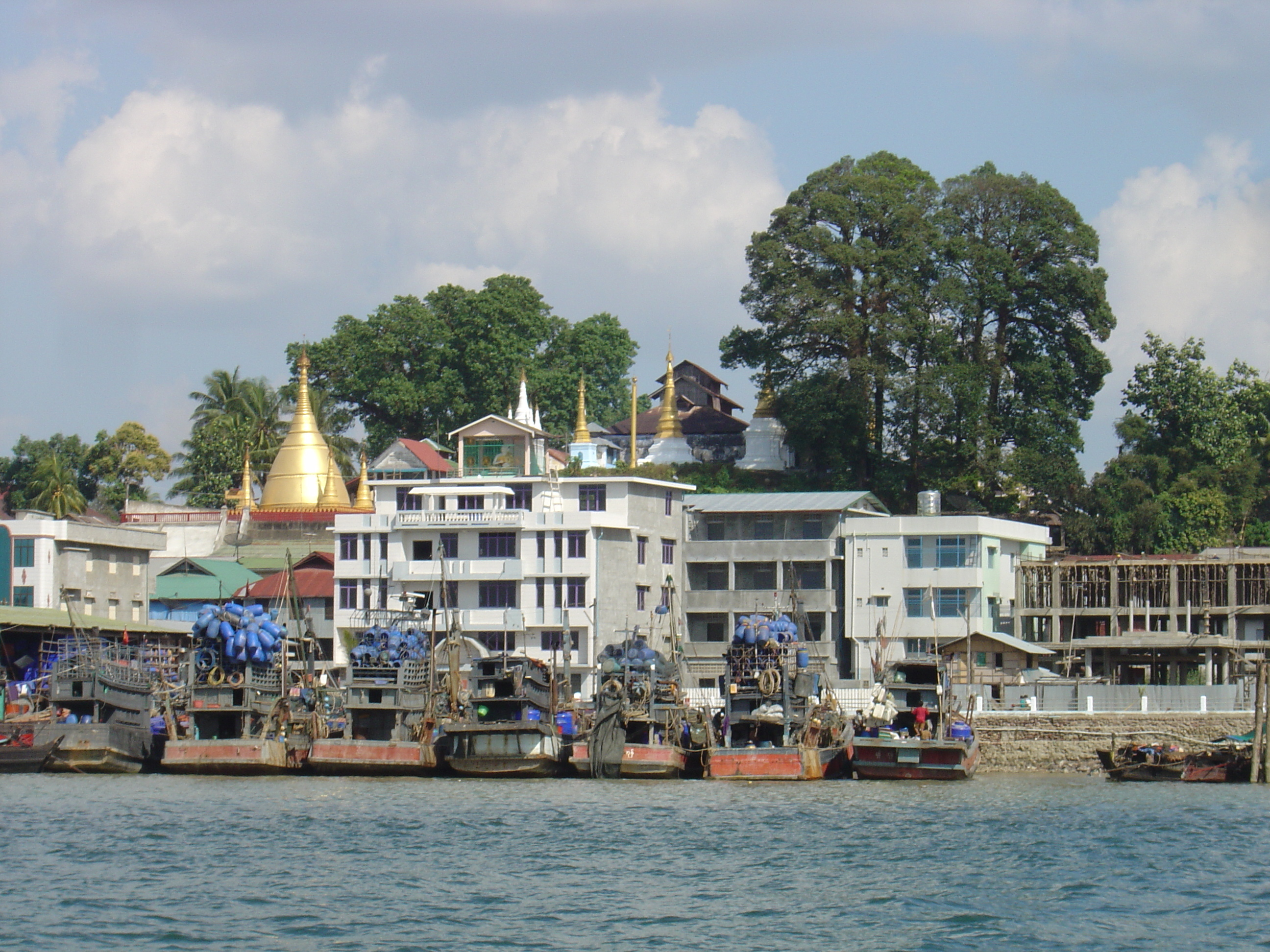 Picture Myanmar Myeik (Mergui) 2005-01 100 - Around Myeik (Mergui)