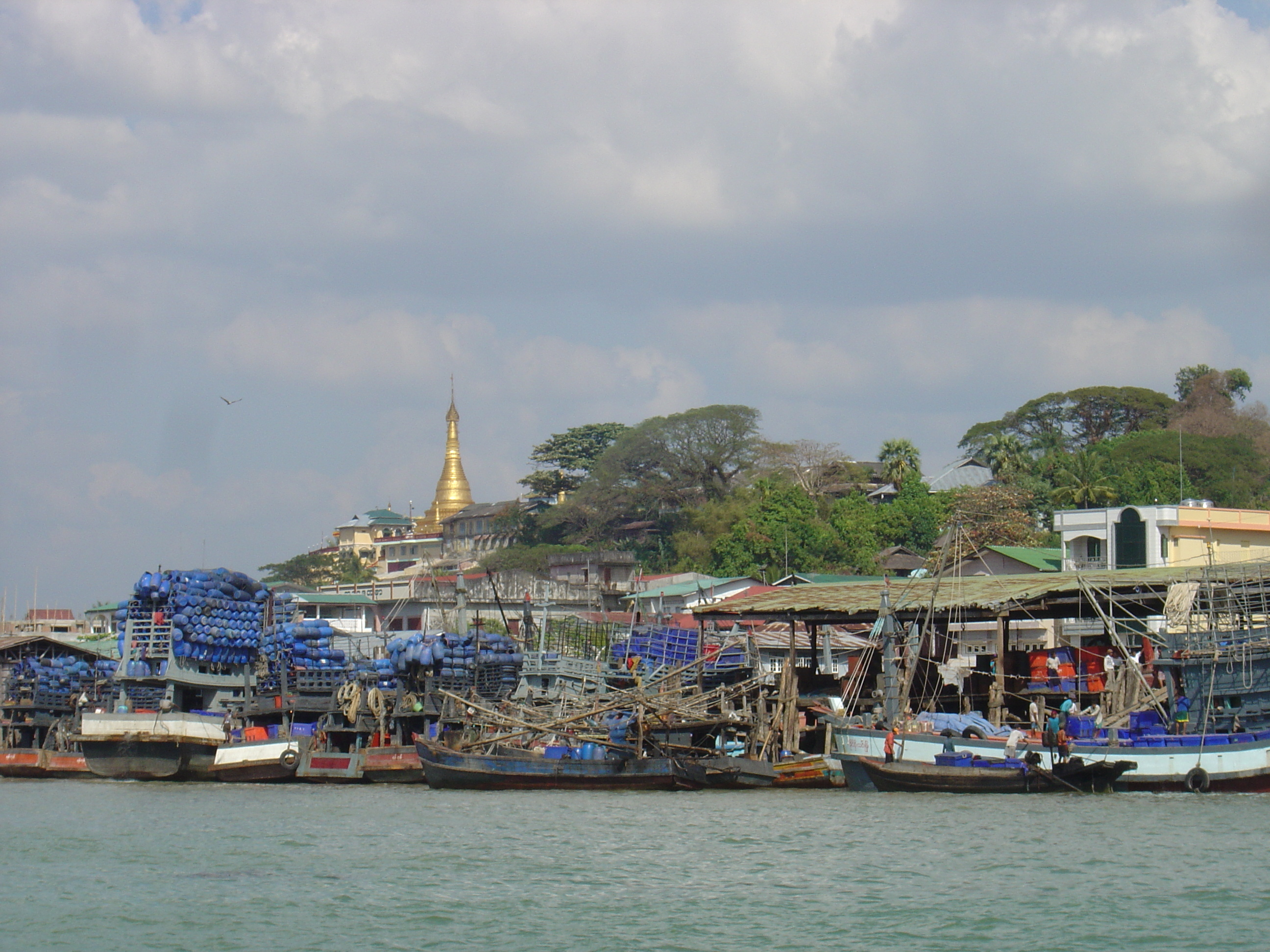 Picture Myanmar Myeik (Mergui) 2005-01 90 - Discovery Myeik (Mergui)