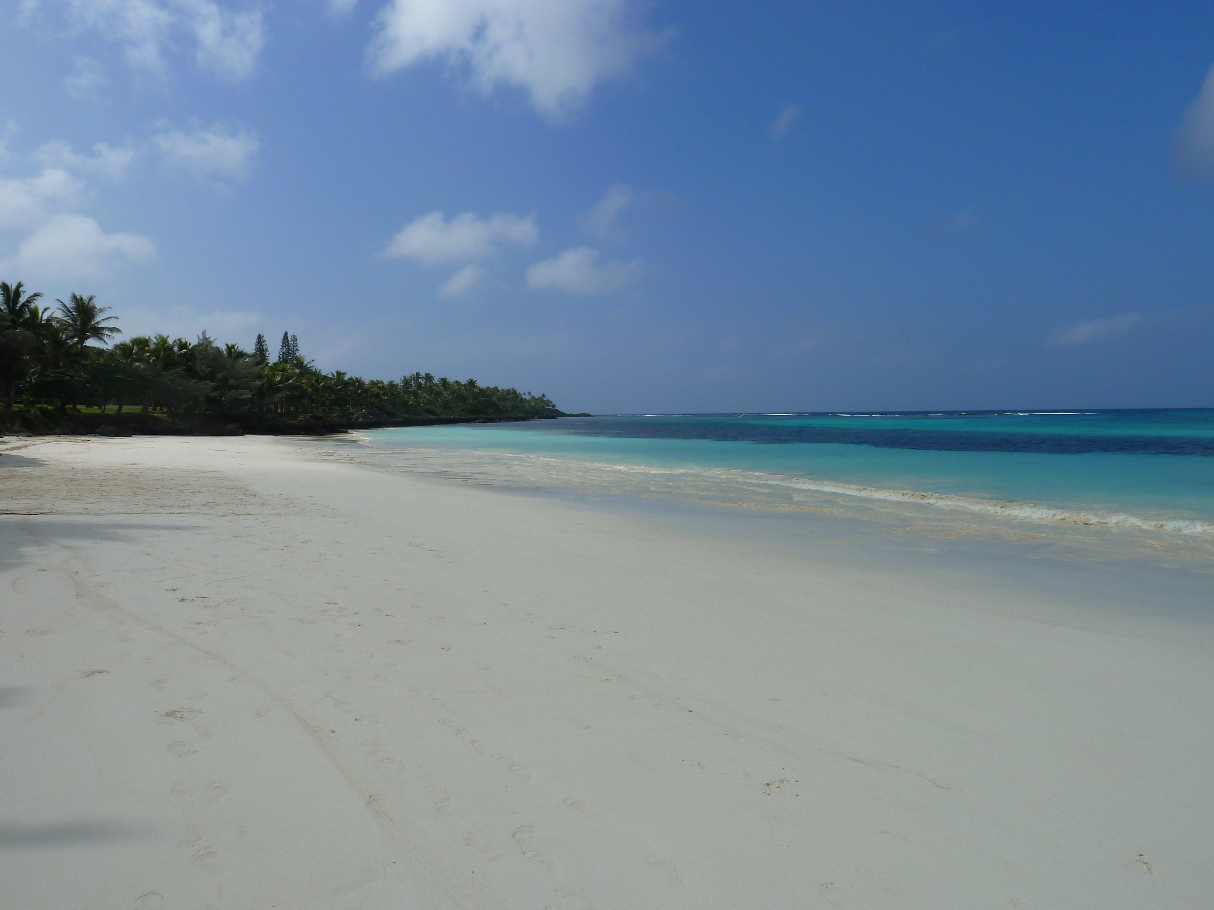 Picture New Caledonia Lifou Luecila 2010-05 9 - Tours Luecila