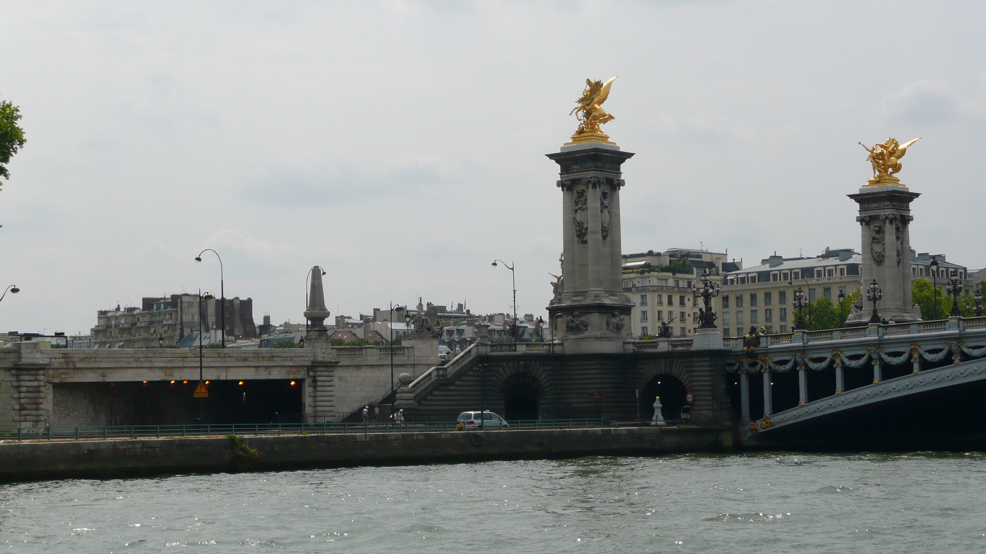 Picture France Paris Seine river 2007-06 17 - Around Seine river