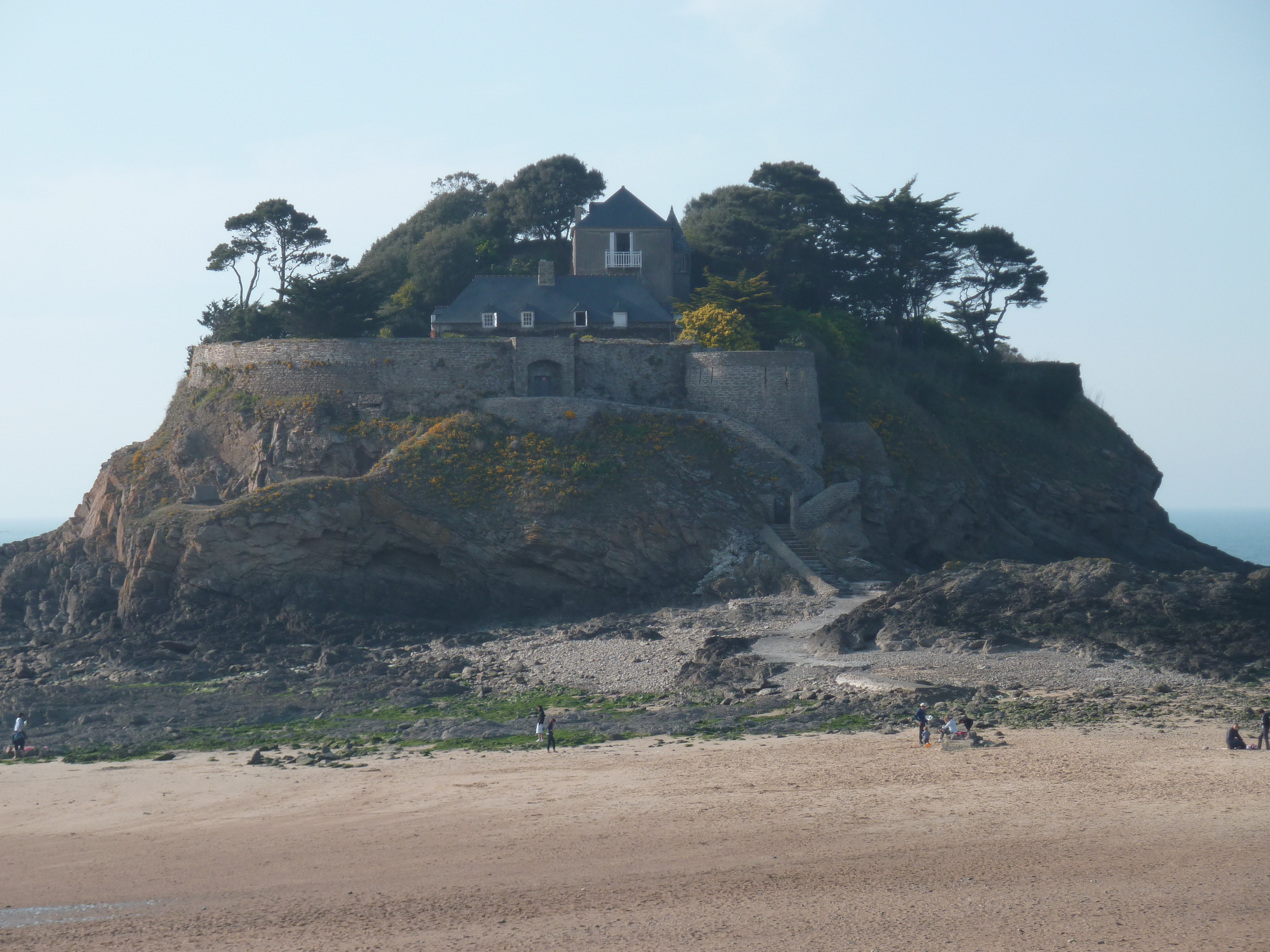 Picture France St Coulomb Du Guesclin Bay 2010-04 6 - History Du Guesclin Bay