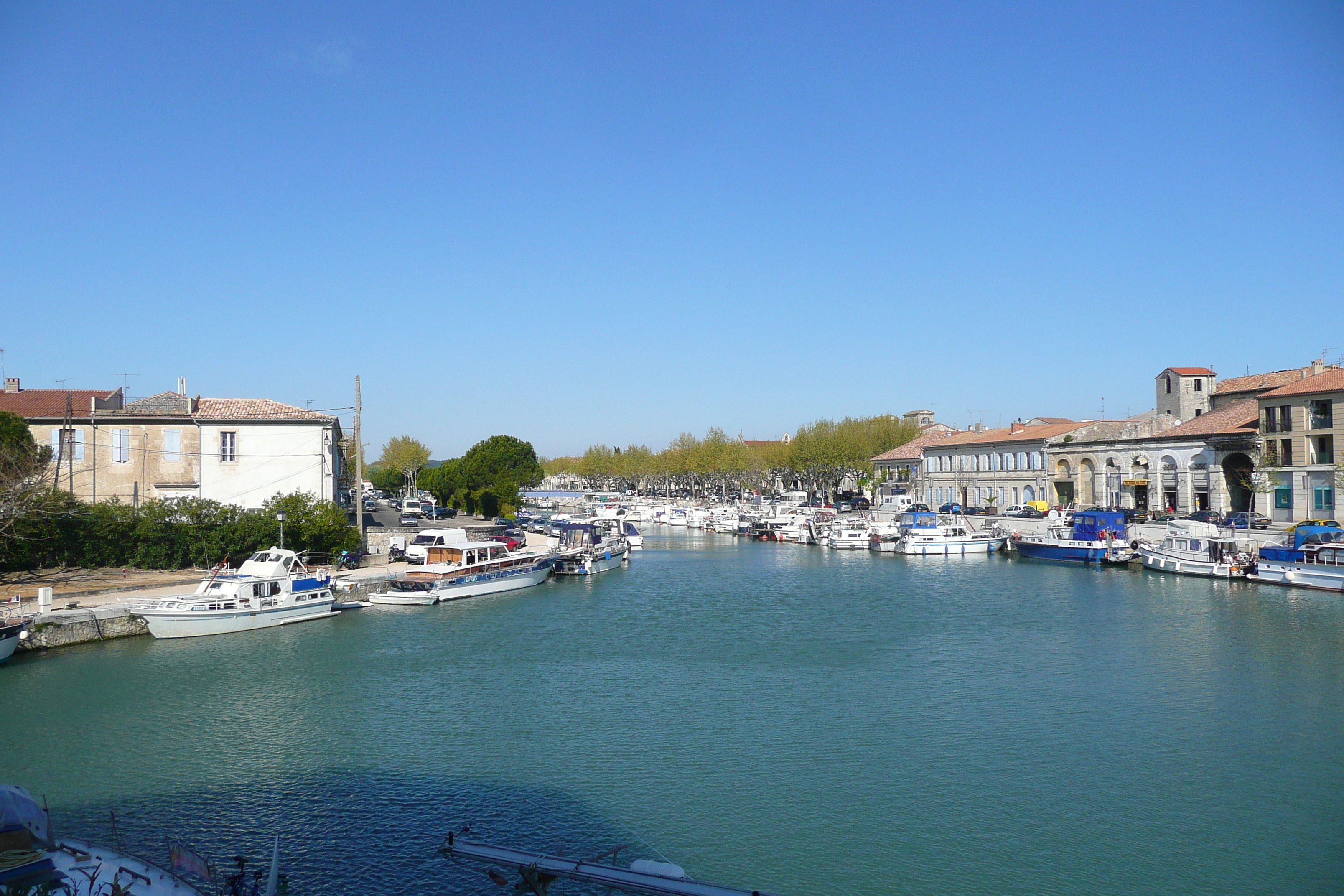 Picture France Beaucaire 2008-04 8 - Tour Beaucaire