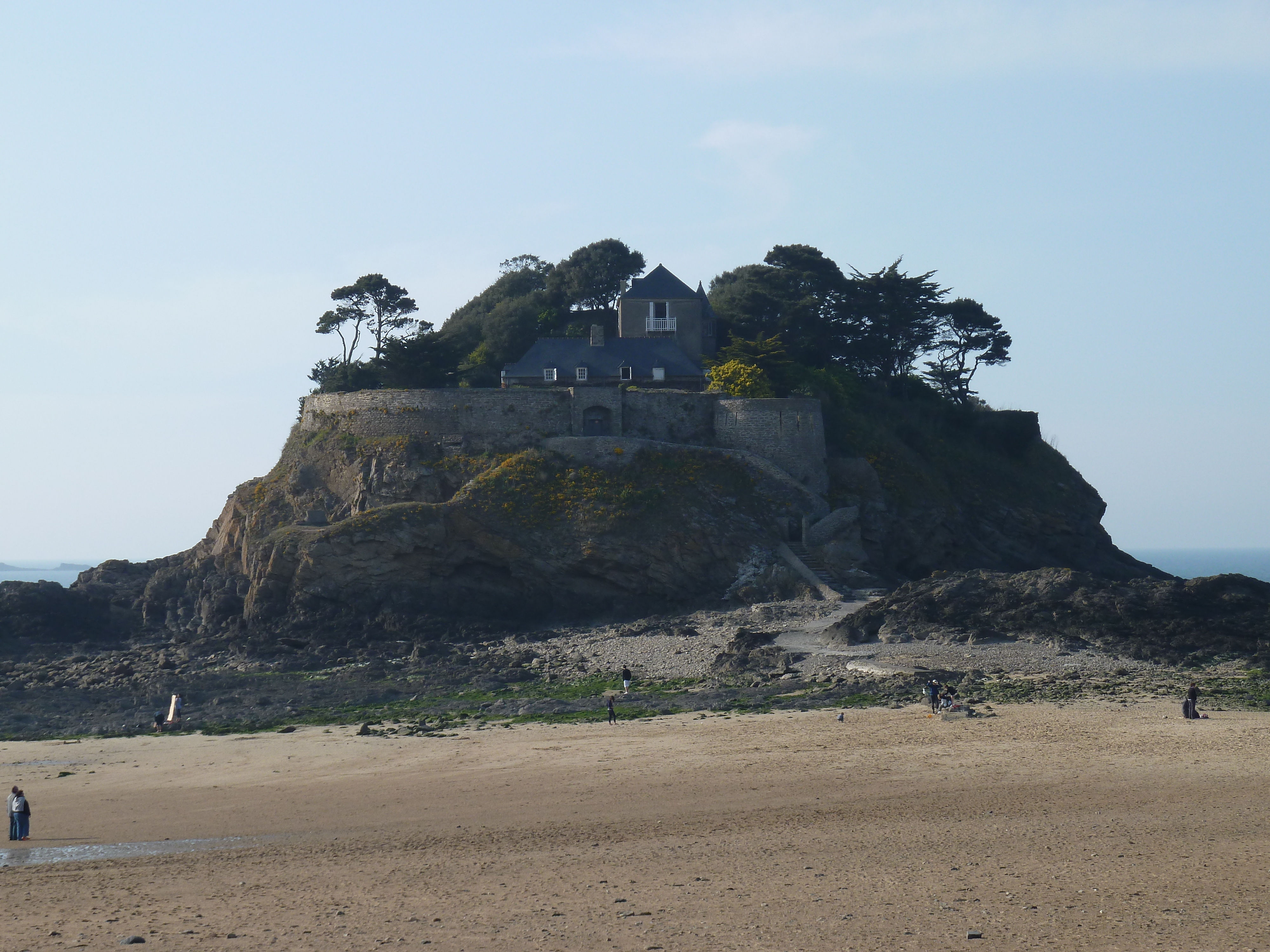 Picture France St Coulomb Du Guesclin Bay 2010-04 18 - History Du Guesclin Bay