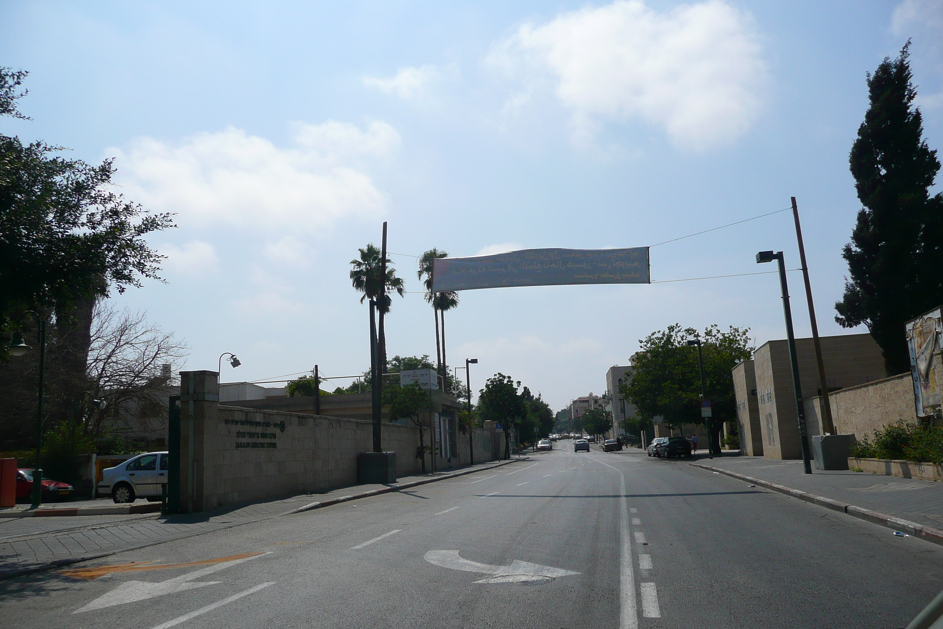 Picture Israel Tel Aviv Yerushalyim Street 2007-06 1 - Discovery Yerushalyim Street