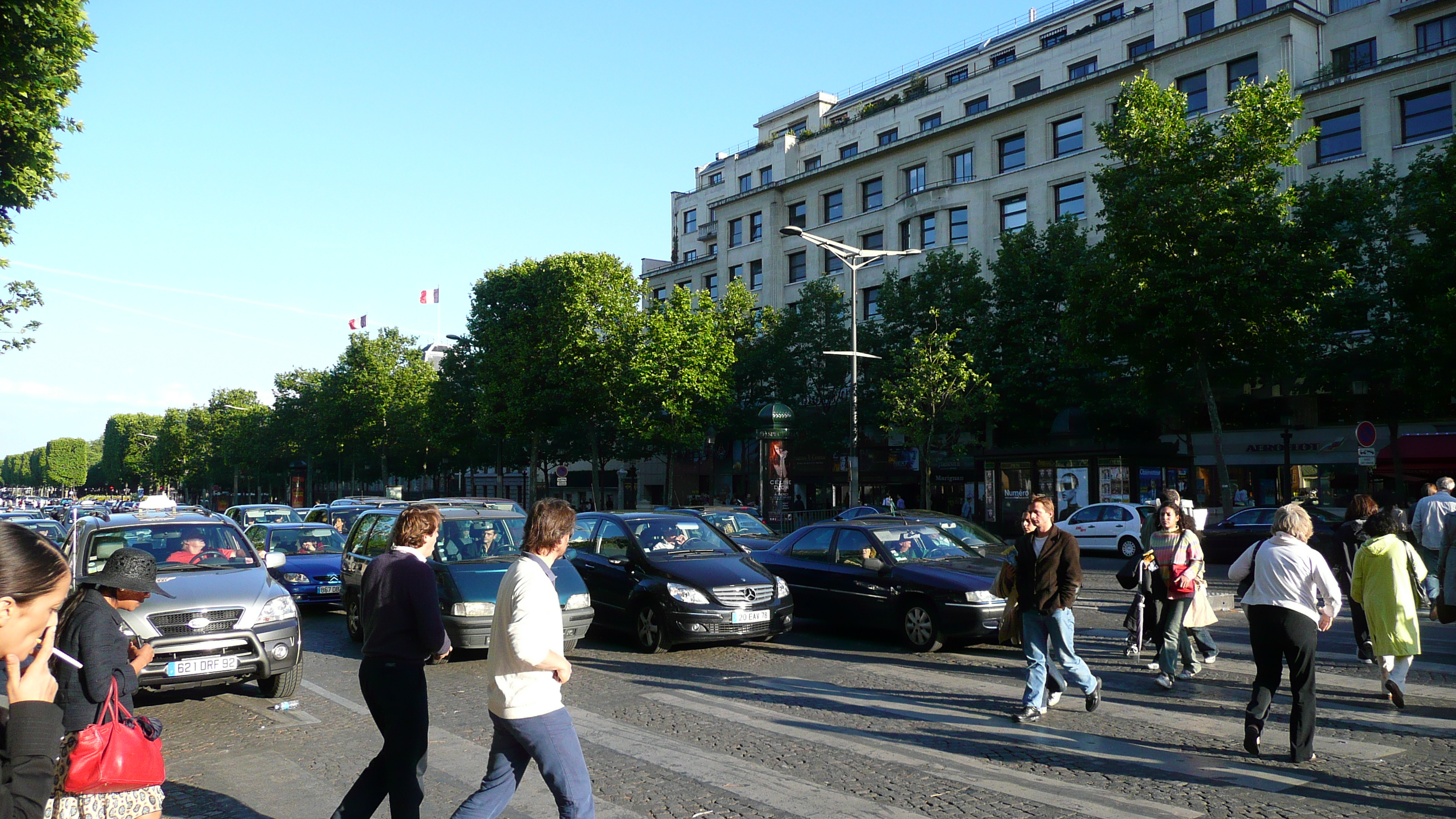 Picture France Paris Champs Elysees 2007-04 93 - Tour Champs Elysees