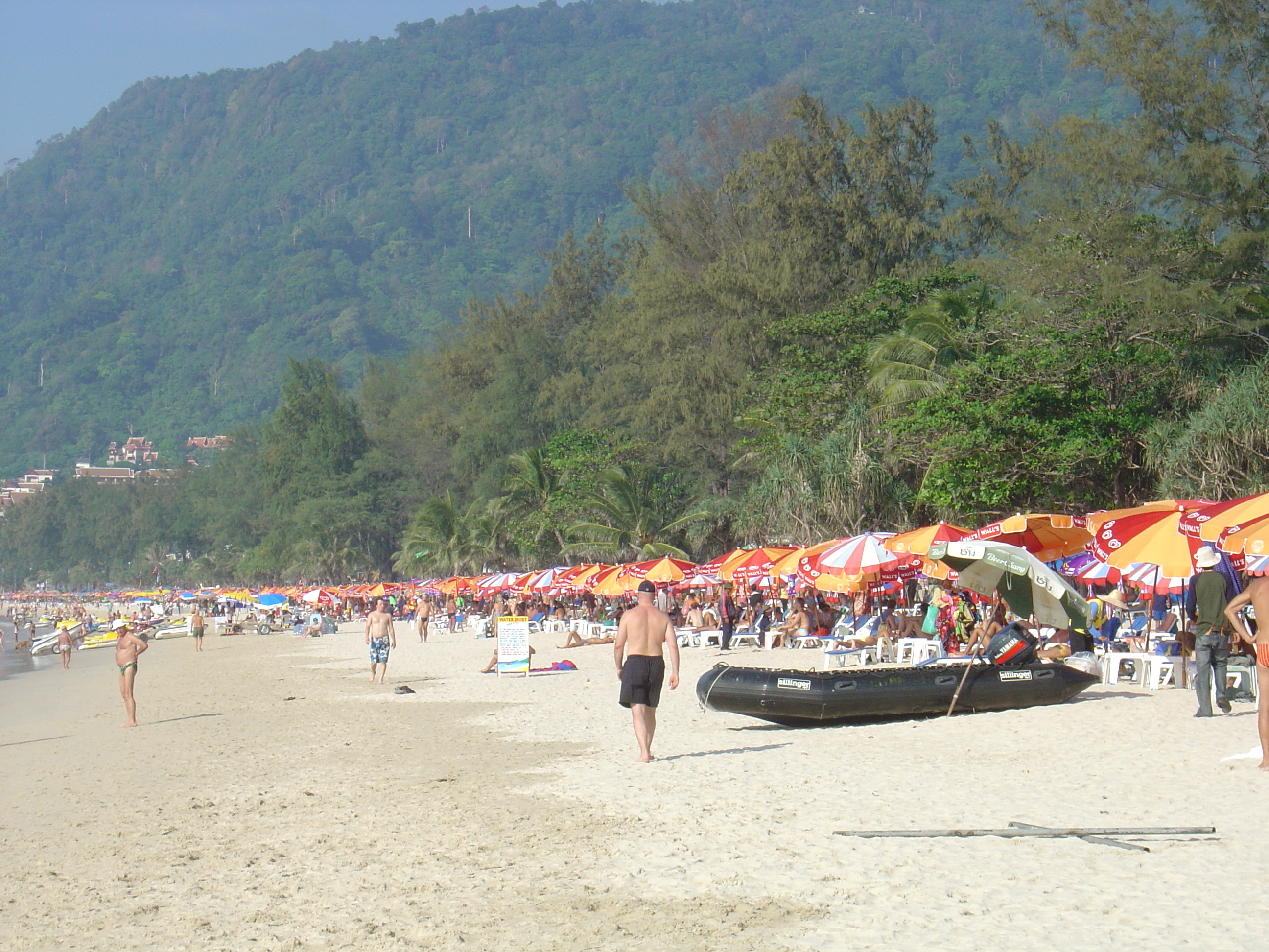 Picture Thailand Phuket Patong Beach 2005-12 22 - Tour Beach