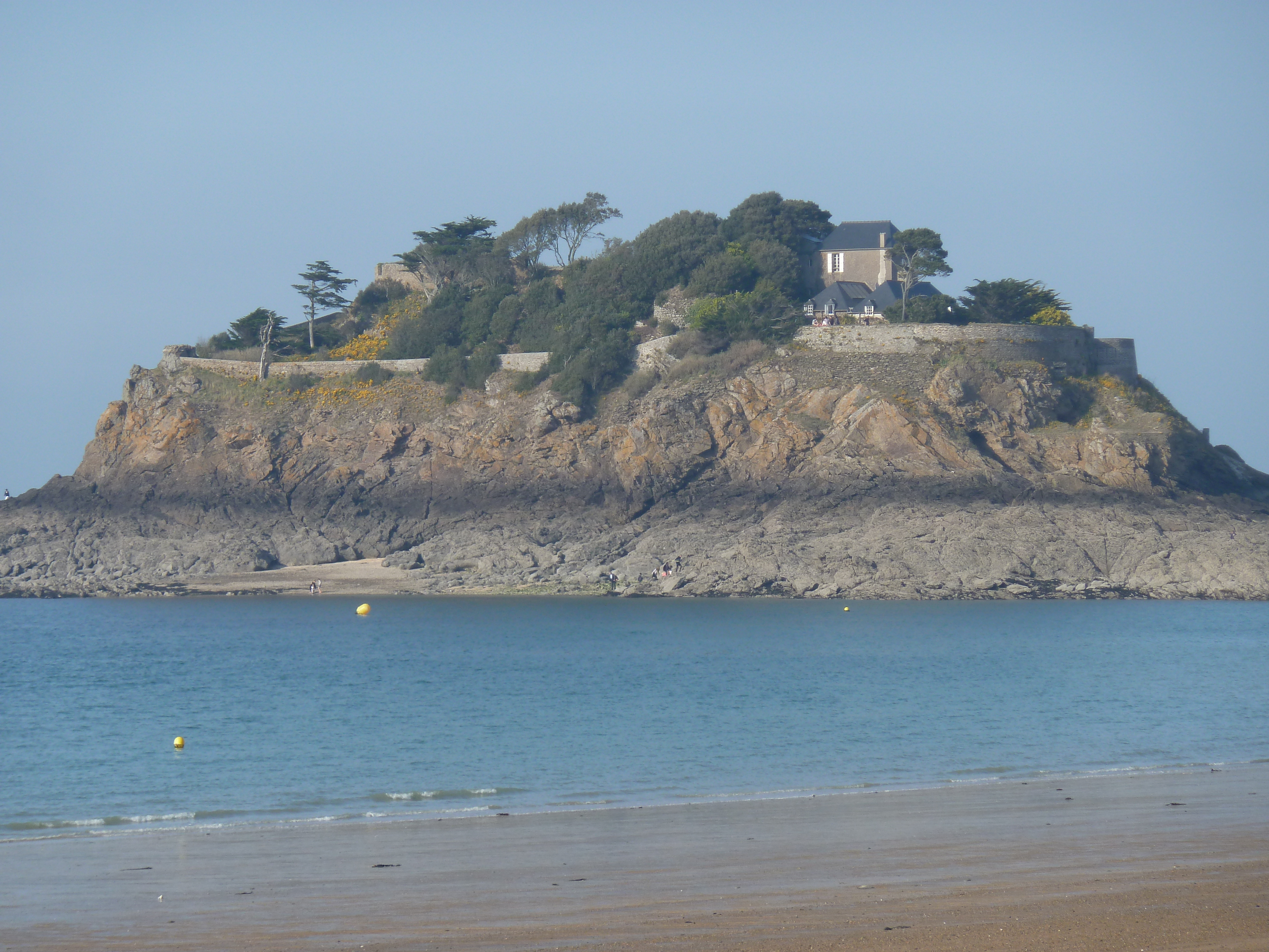 Picture France St Coulomb Du Guesclin Bay 2010-04 17 - Tour Du Guesclin Bay