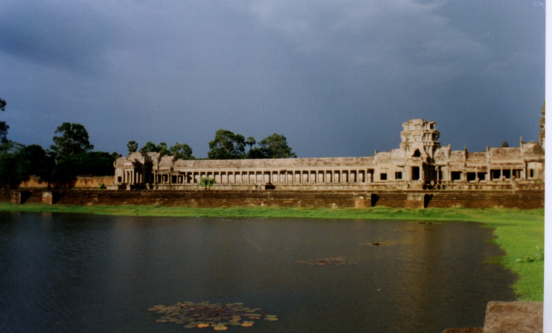 Picture Cambodia Angkor 1996-06 77 - Tours Angkor