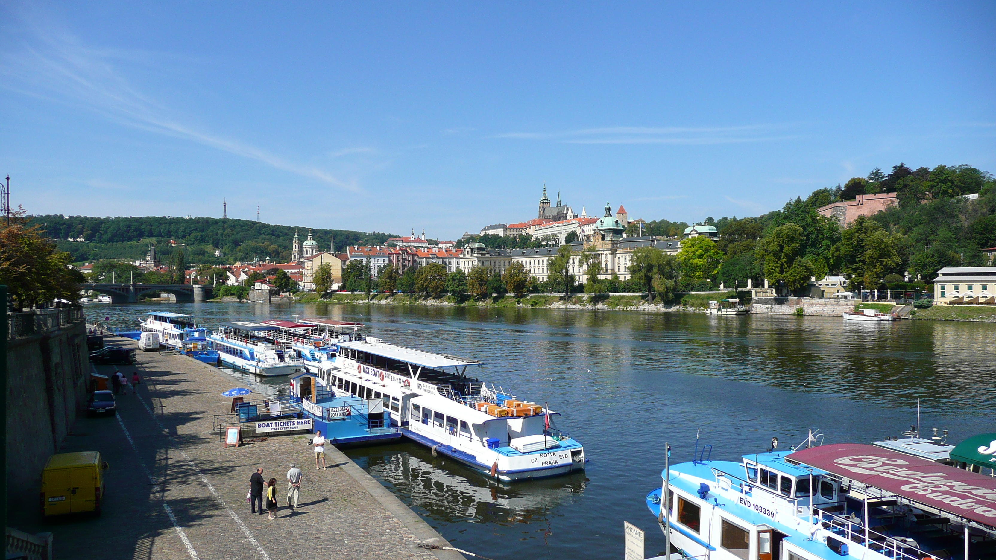 Picture Czech Republic Prague Vltava river 2007-07 58 - Around Vltava river