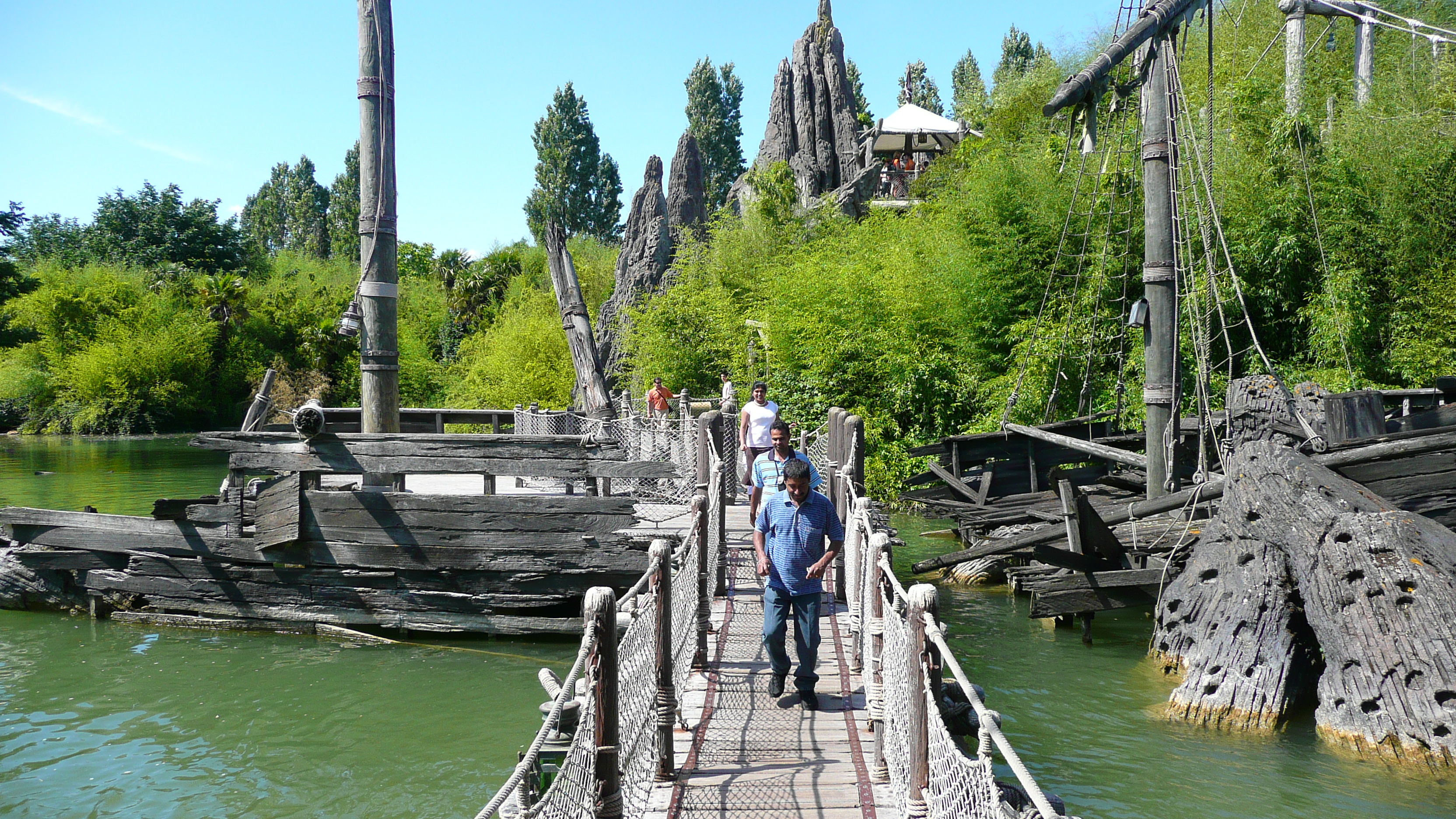 Picture France Disneyland Paris Adventure Isle 2007-07 22 - Tour Adventure Isle