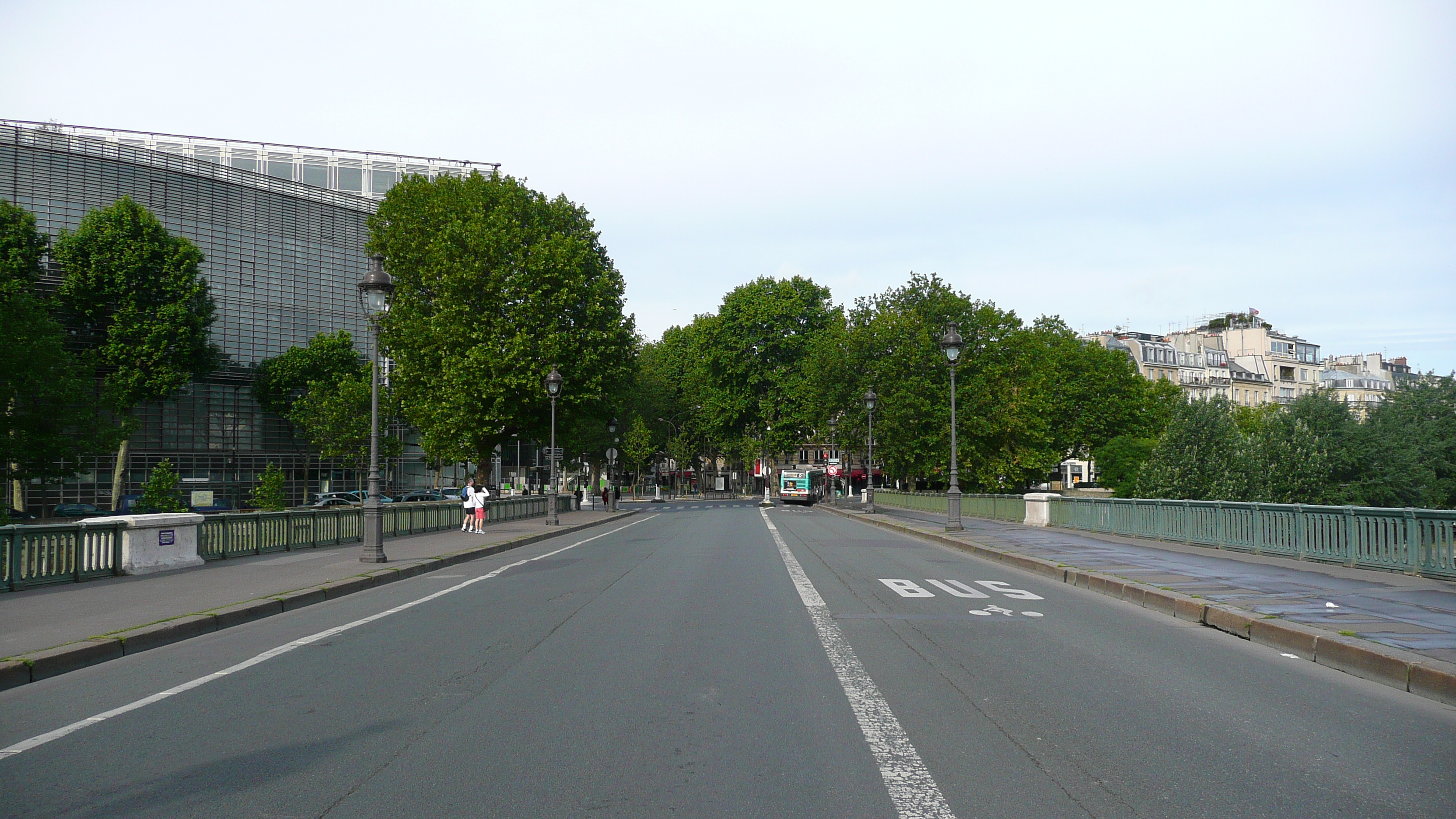 Picture France Paris The Bridges of Paris 2007-06 39 - Tours The Bridges of Paris