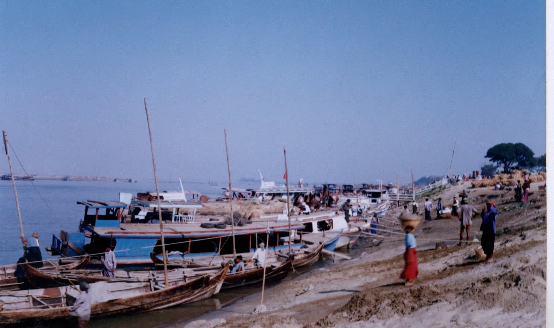 Picture Myanmar Mandalay 1998-01 5 - Journey Mandalay