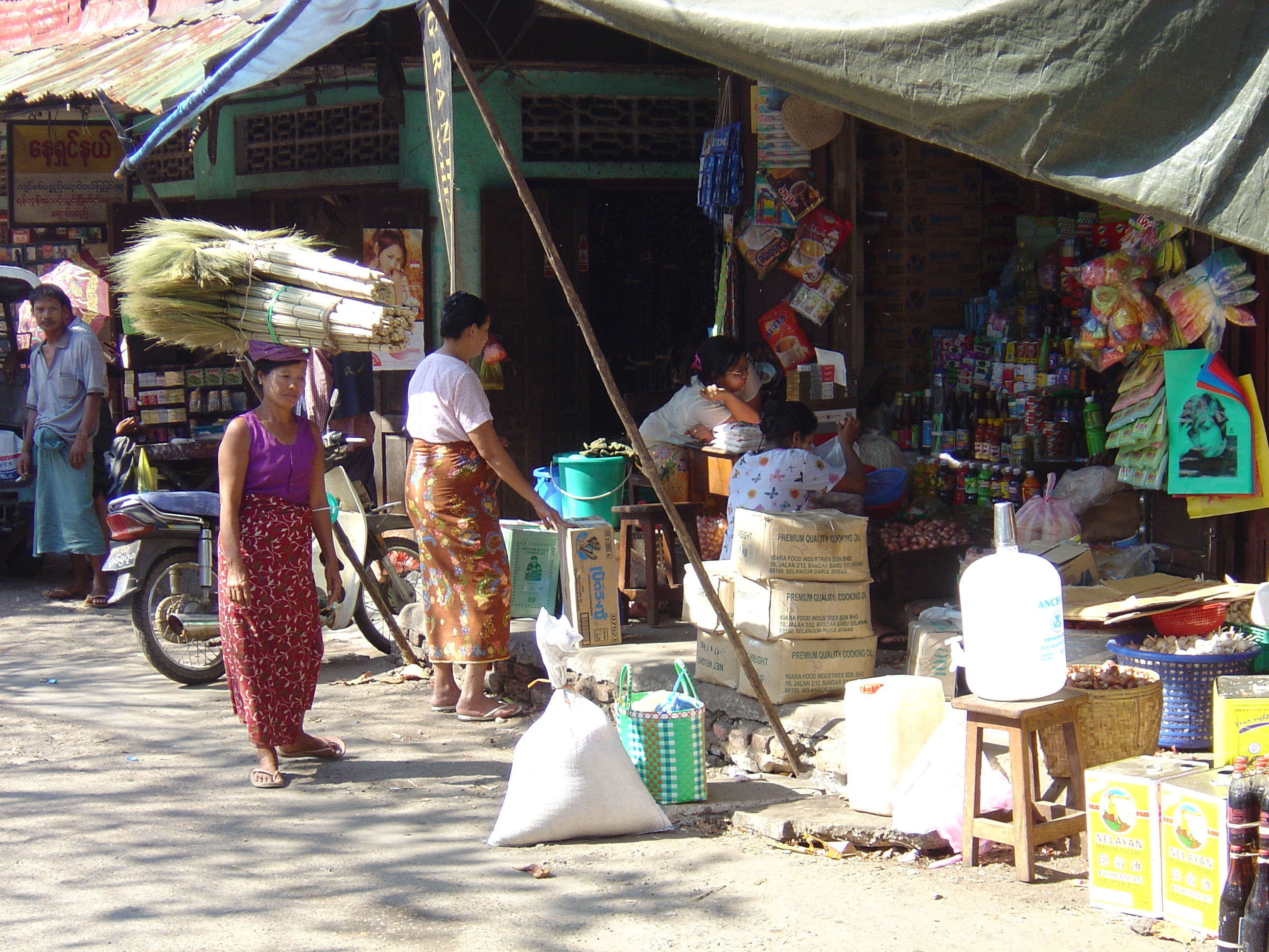 Picture Myanmar Myeik (Mergui) 2005-01 199 - Tour Myeik (Mergui)