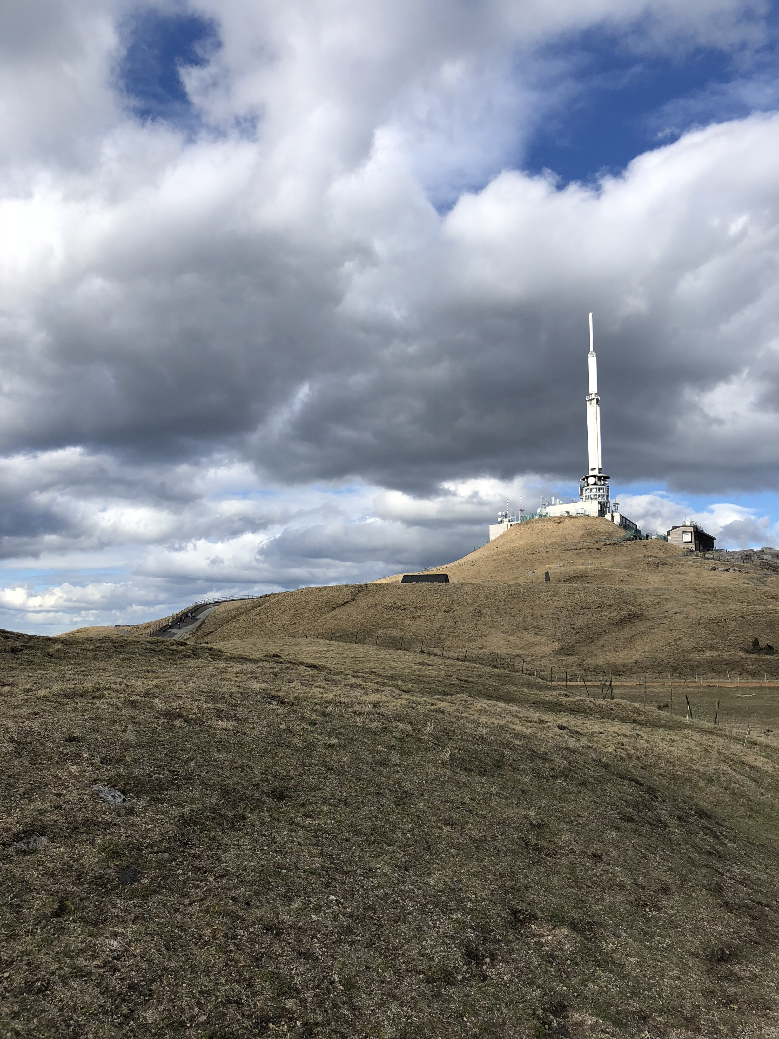 Picture France Le Puy de Dome 2018-04 4 - Discovery Le Puy de Dome