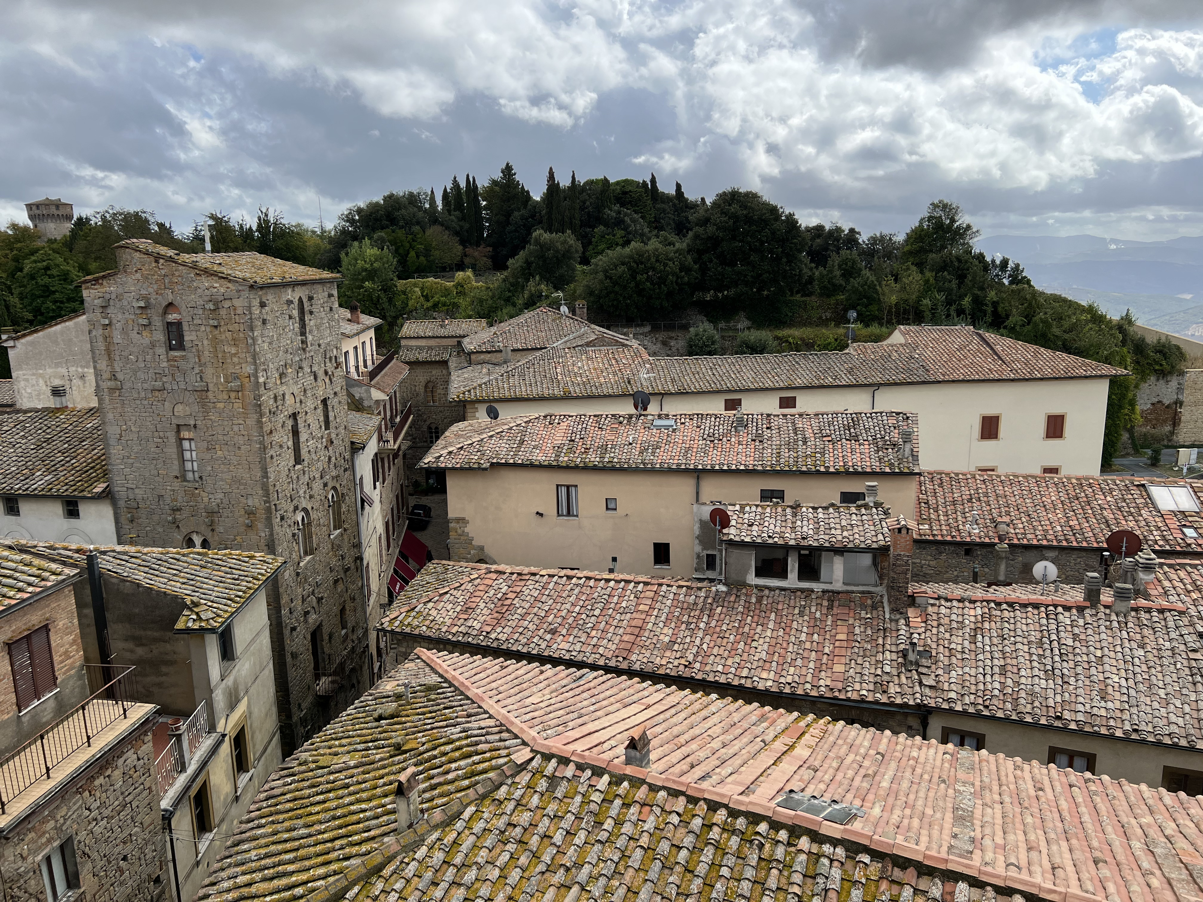 Picture Italy Volterra Palazzo dei Priori 2021-09 10 - Center Palazzo dei Priori