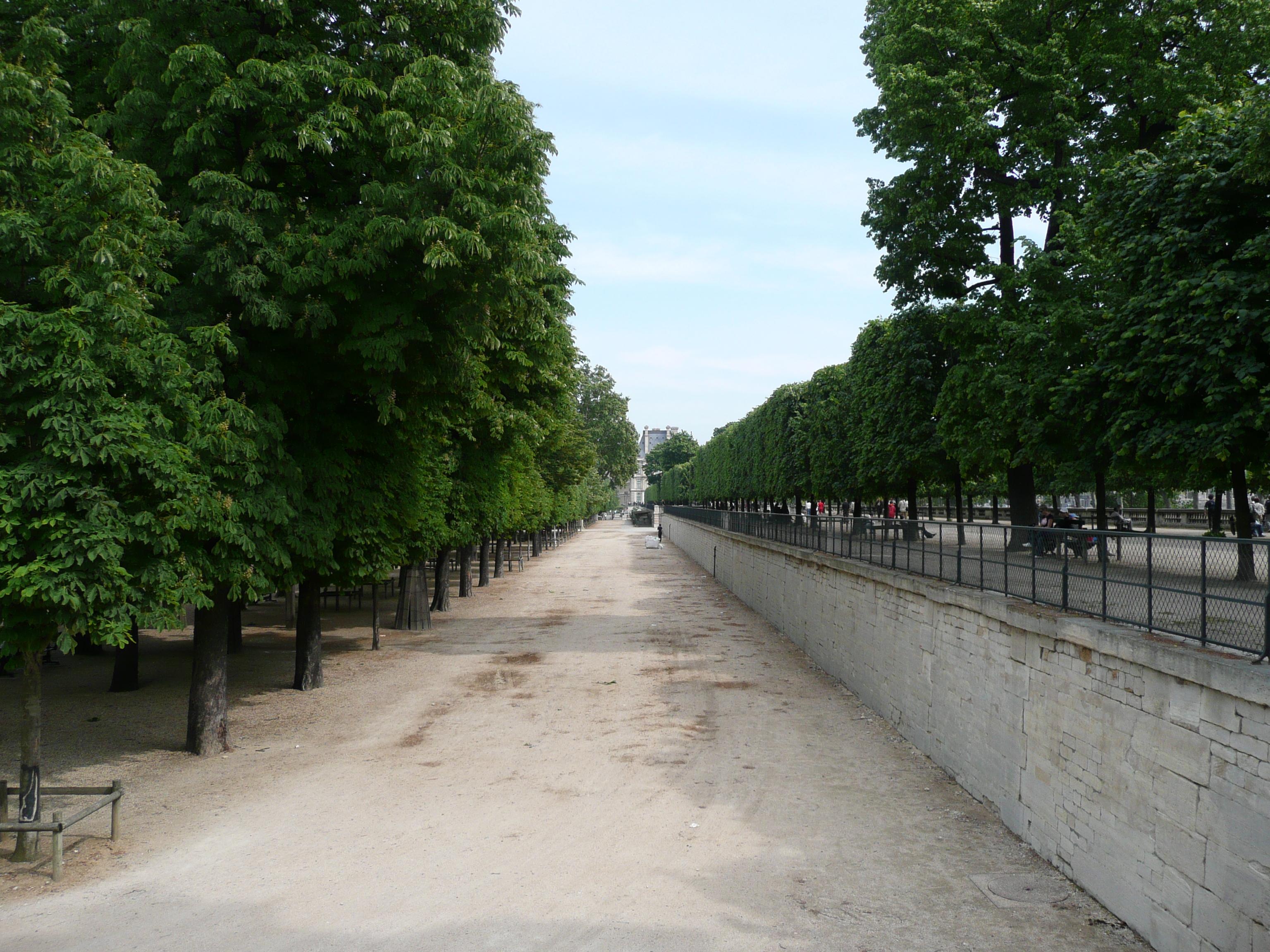 Picture France Paris Garden of Tuileries 2007-05 197 - Tours Garden of Tuileries