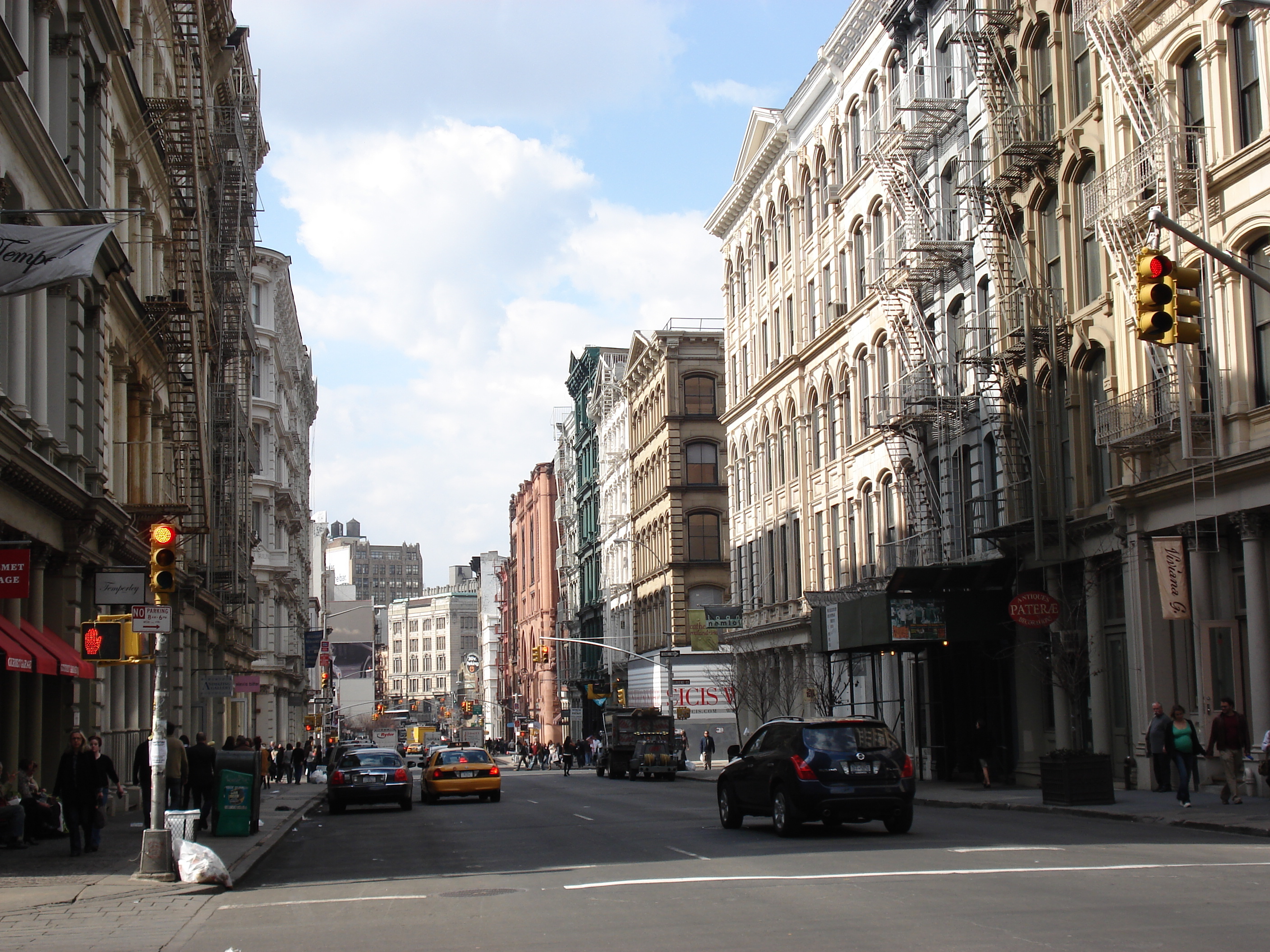 Picture United States New York Soho 2006-03 68 - Discovery Soho