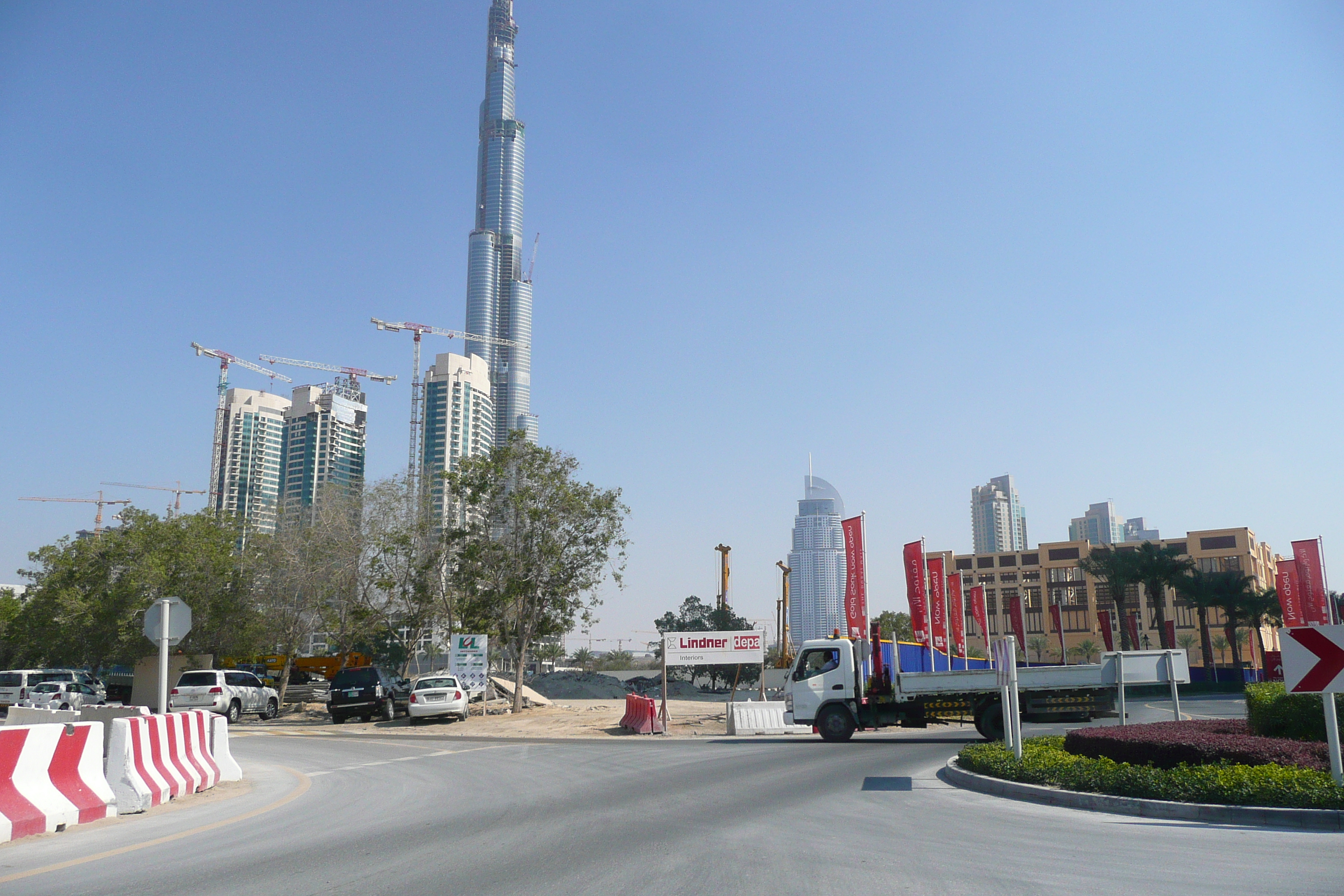 Picture United Arab Emirates Dubai Burj Dubai 2009-01 4 - Center Burj Dubai