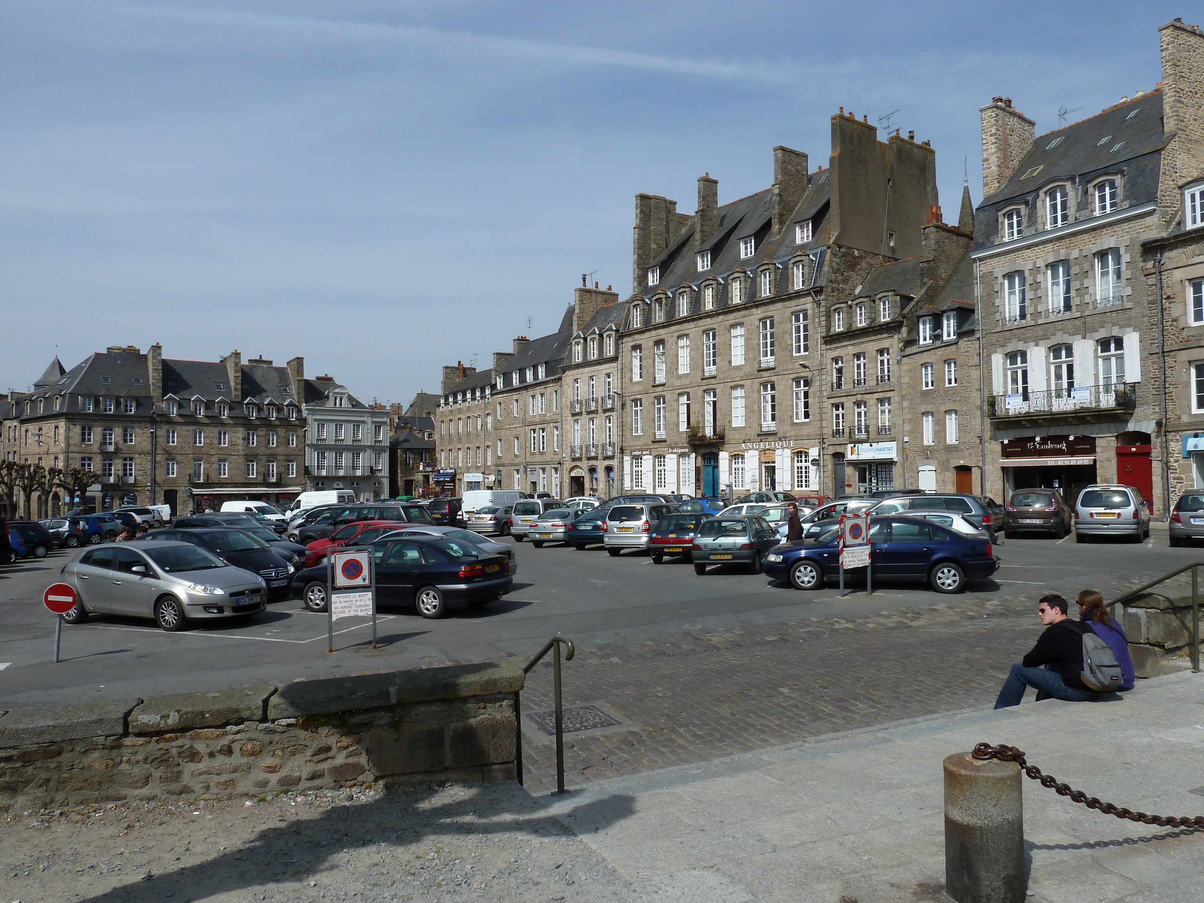 Picture France Dinan 2010-04 82 - Tour Dinan