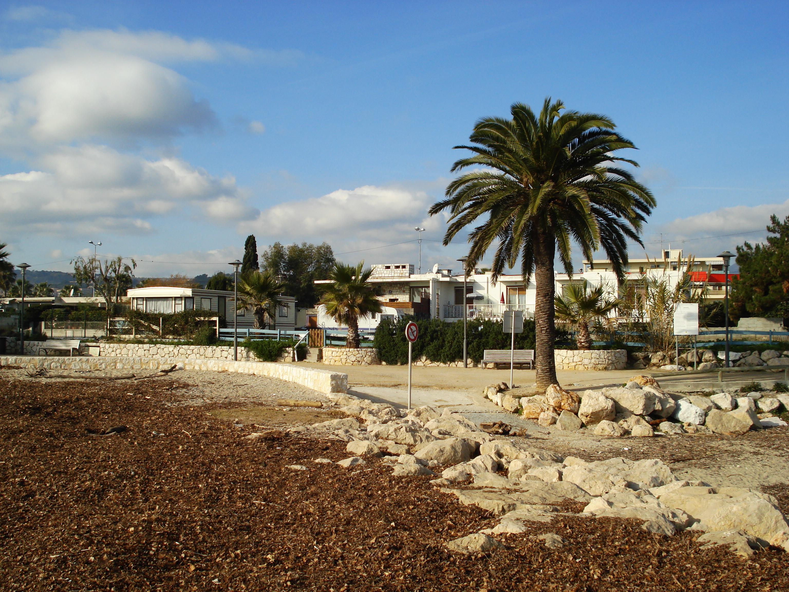 Picture France Villeneuve Loubet Villeneuve Loubet Beach 2007-01 22 - Tours Villeneuve Loubet Beach