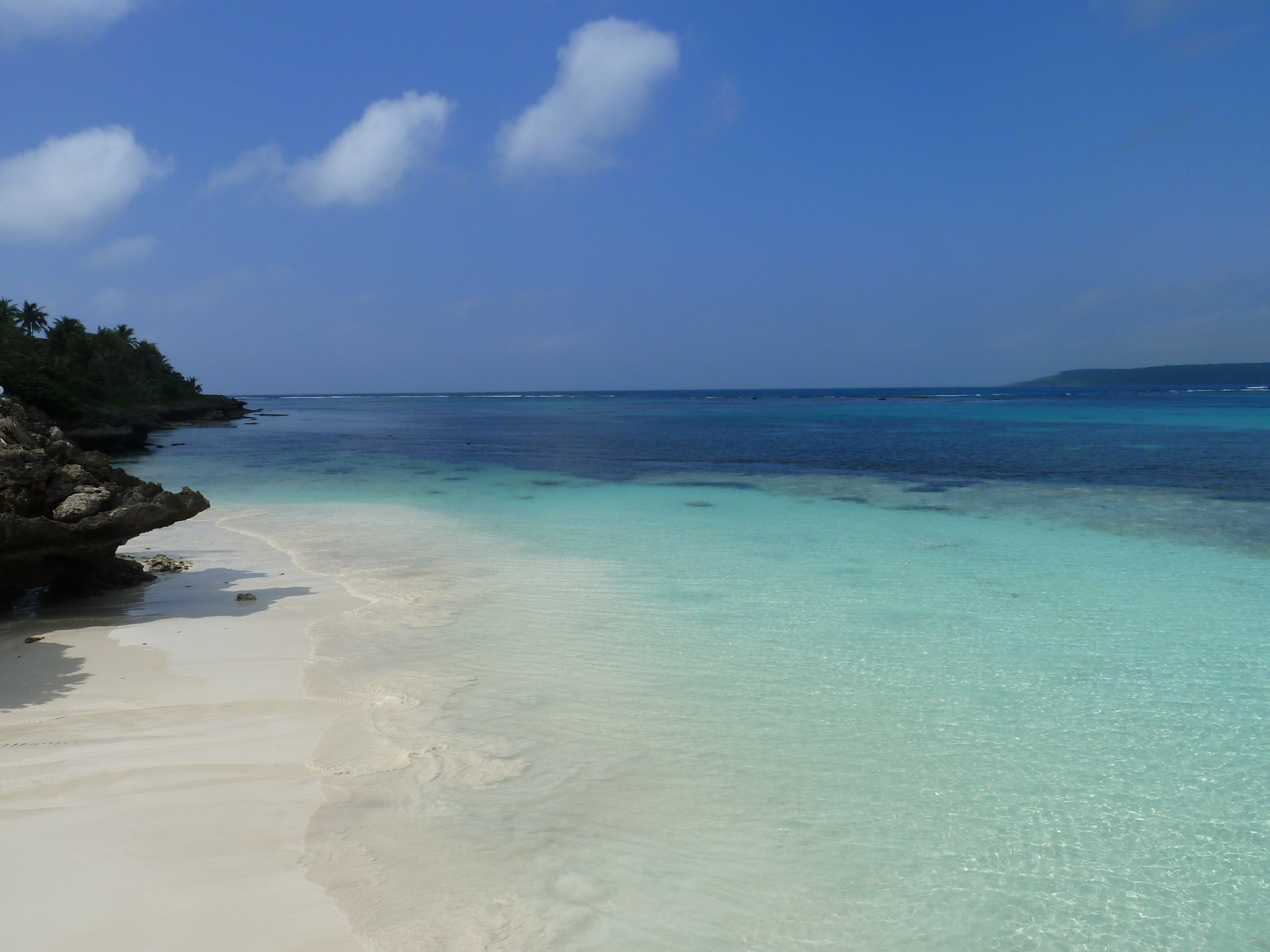 Picture New Caledonia Lifou Luecila 2010-05 10 - Tours Luecila