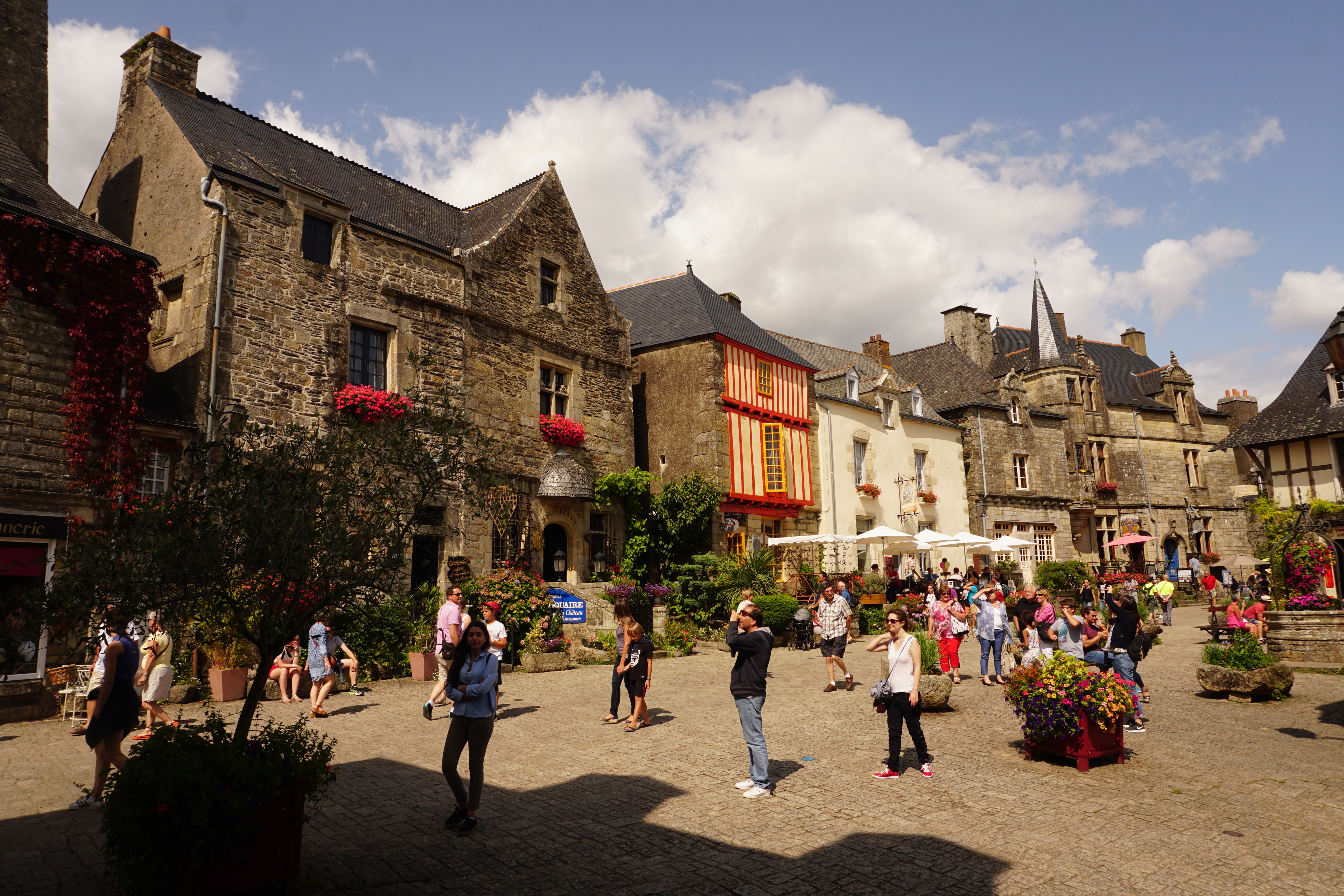 Picture France Rochefort-en-Terre 2017-08 61 - Center Rochefort-en-Terre