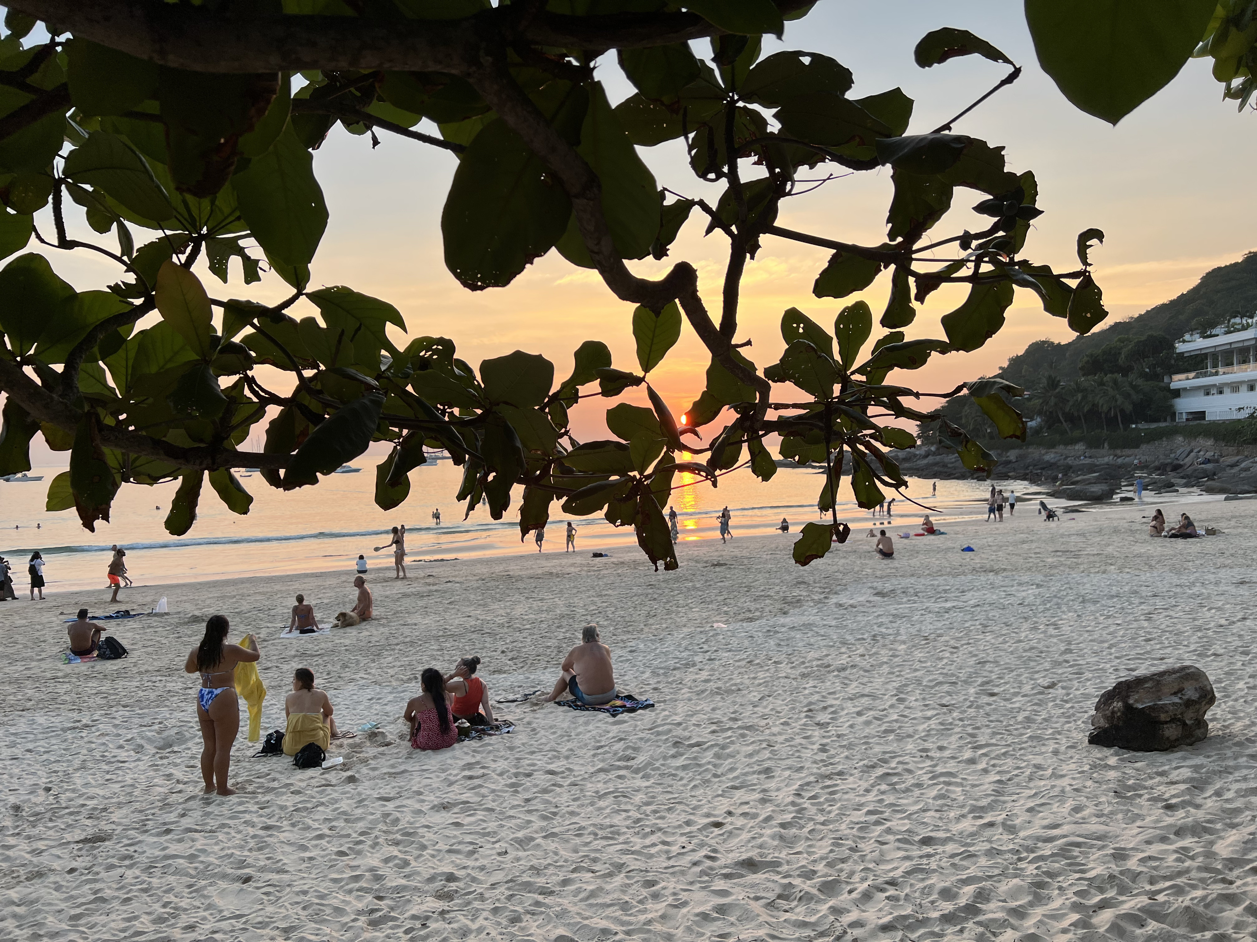 Picture Thailand Phuket Nai Harn Beach 2021-12 38 - Center Nai Harn Beach