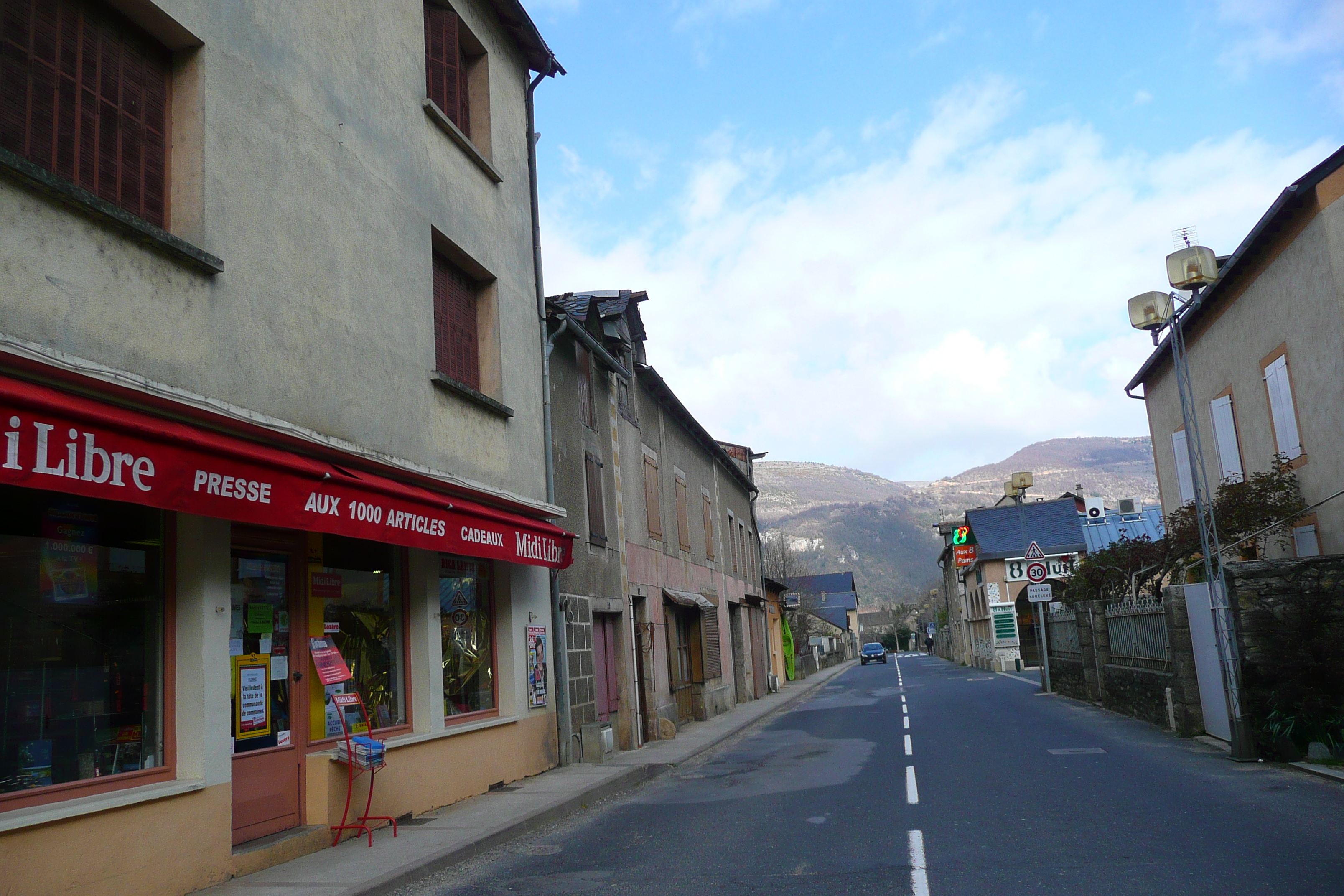 Picture France Cevennes Mountains Cocures to Florac road 2008-04 20 - Around Cocures to Florac road