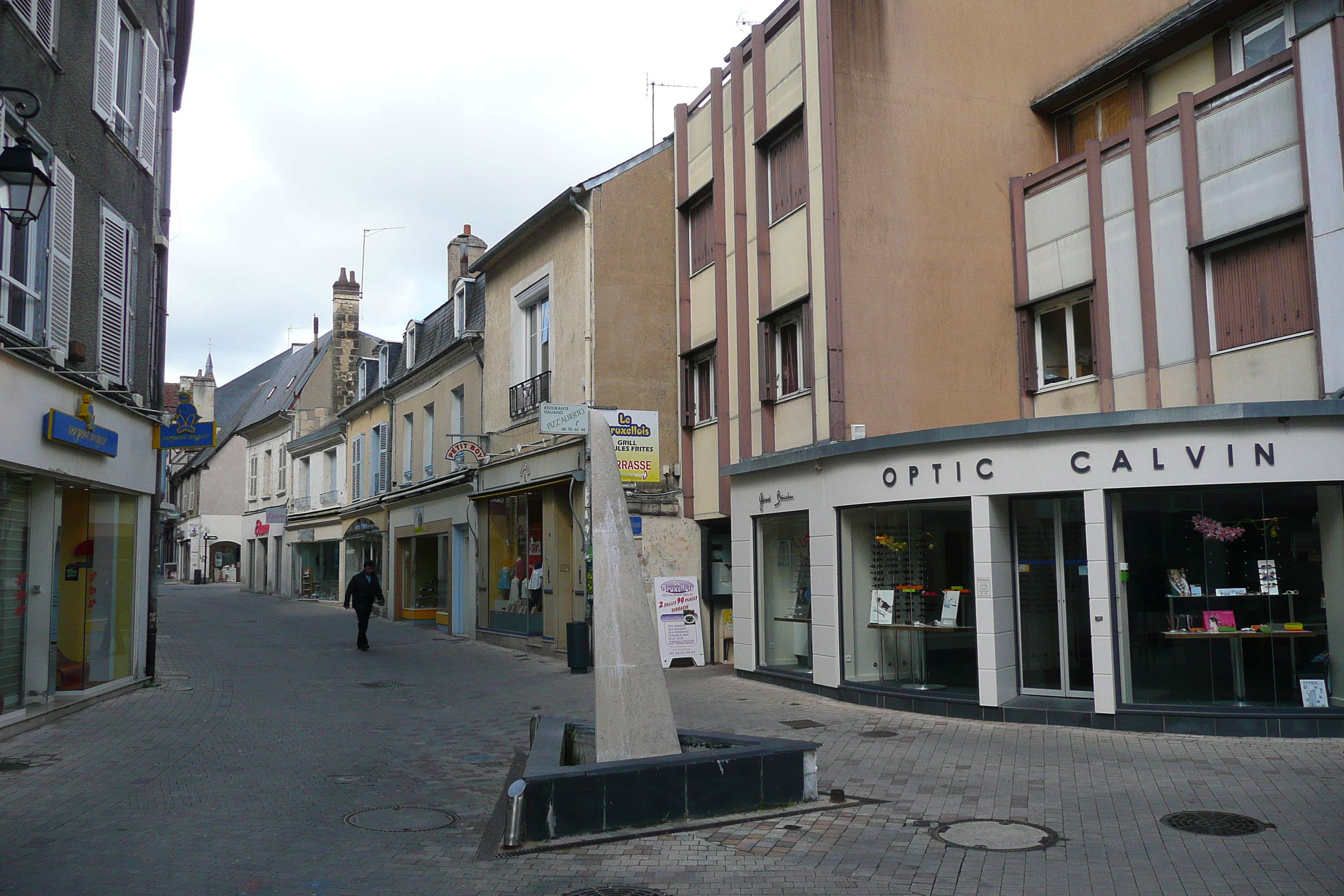 Picture France Bourges 2008-04 45 - History Bourges