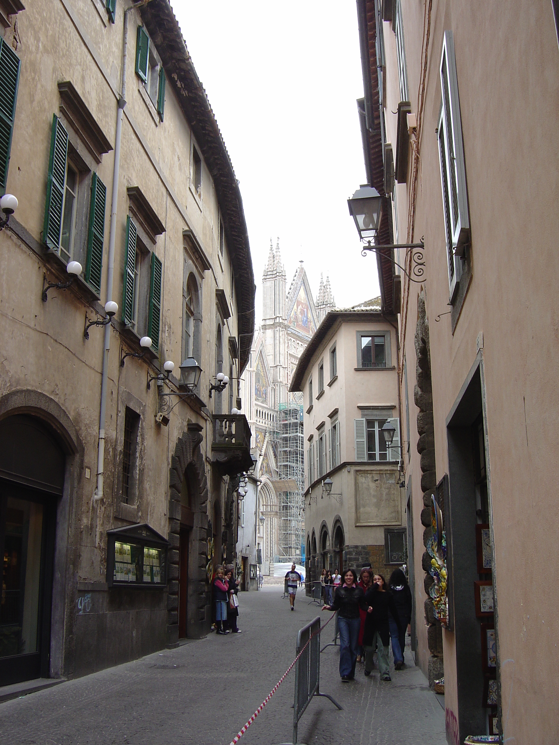 Picture Italy Orvieto 2004-03 22 - Discovery Orvieto