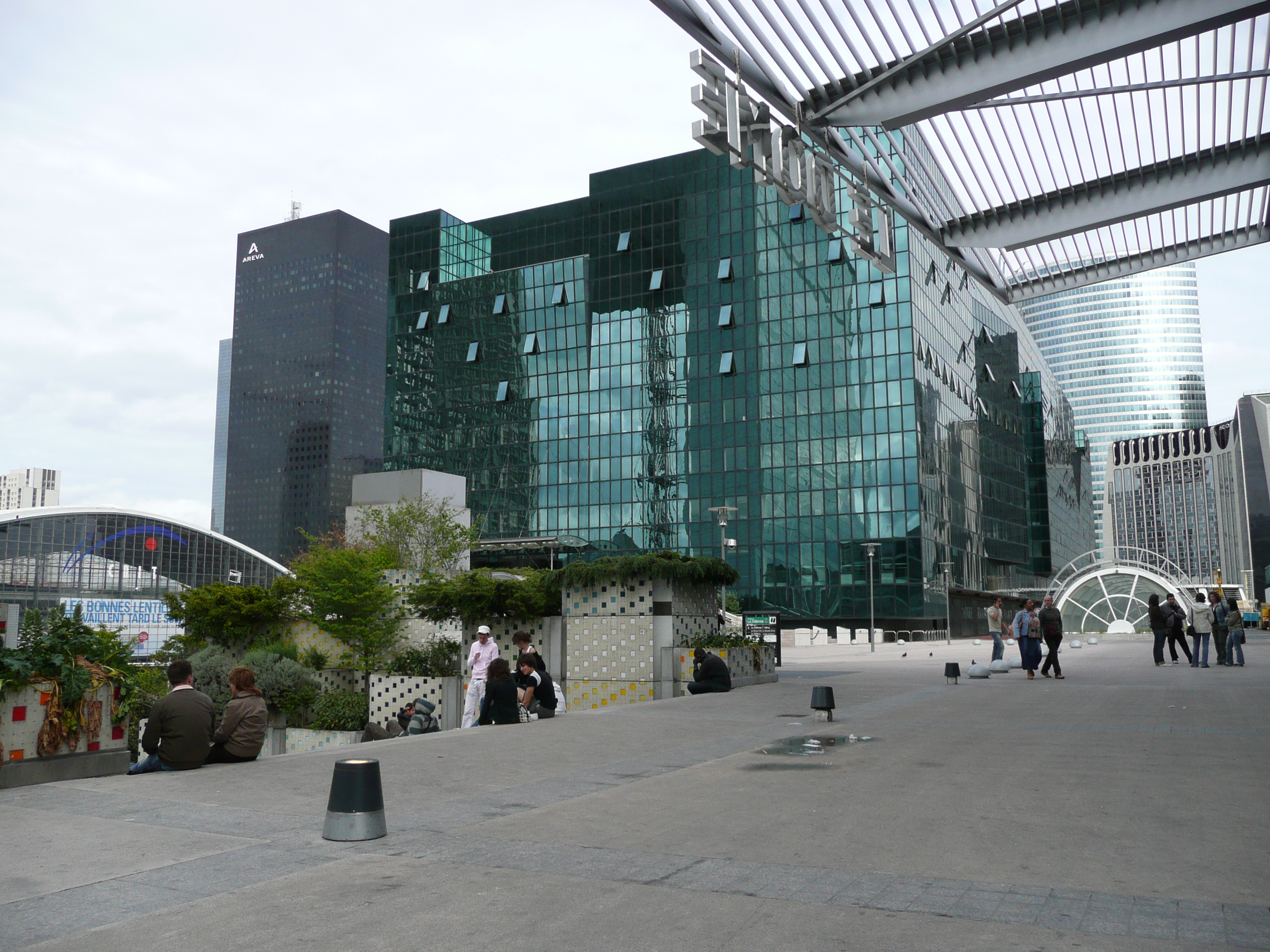 Picture France Paris La Defense 2007-05 228 - Center La Defense