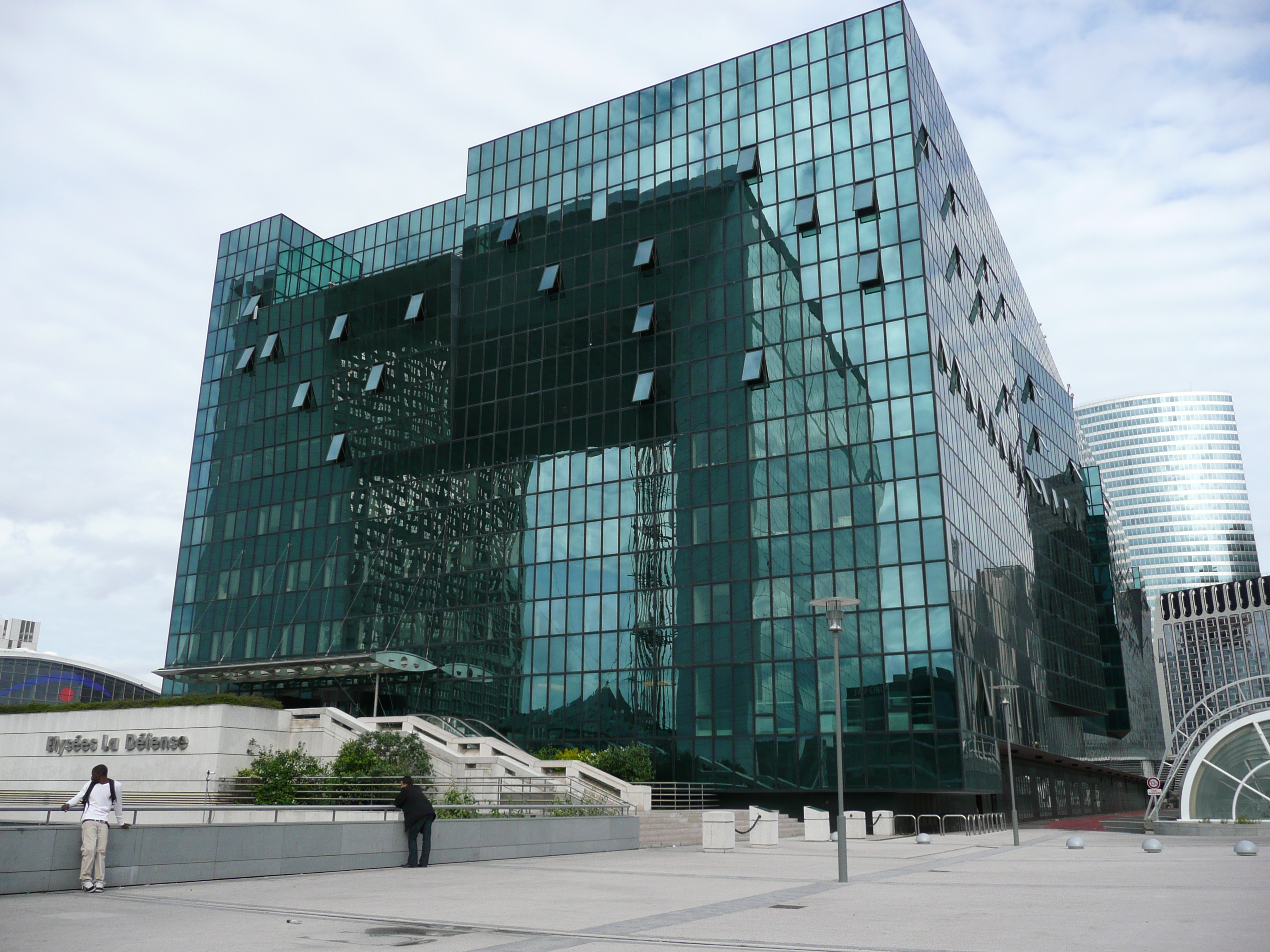 Picture France Paris La Defense 2007-05 214 - Center La Defense