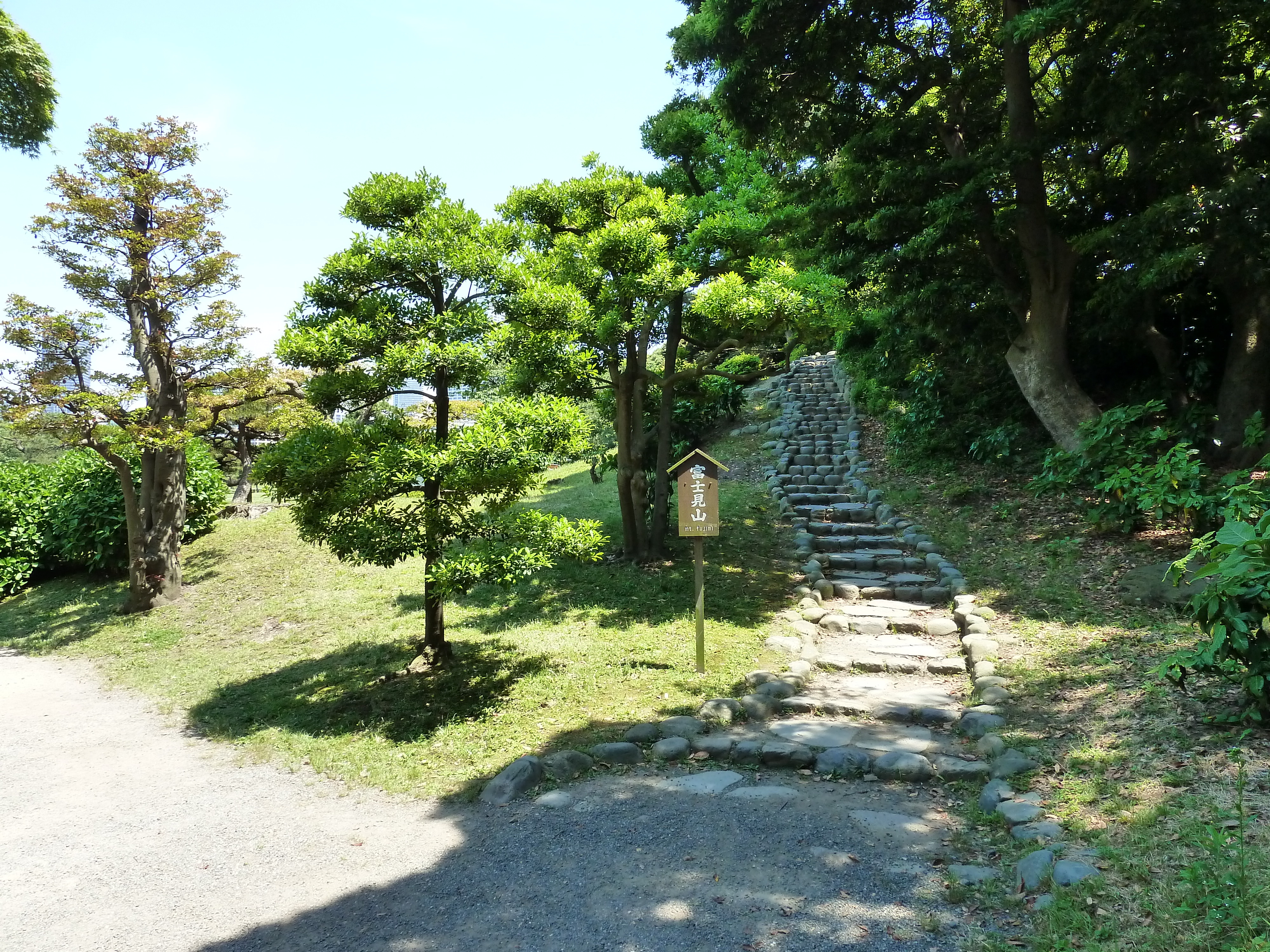 Picture Japan Tokyo Hama rikyu Gardens 2010-06 15 - Around Hama rikyu Gardens