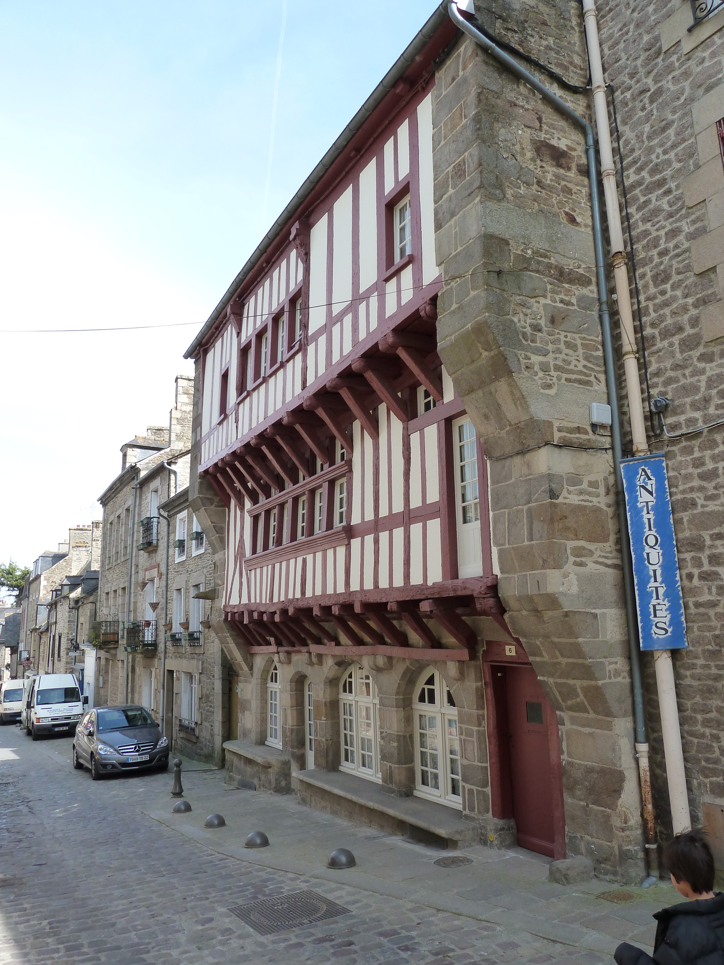 Picture France Dinan 2010-04 116 - Tour Dinan