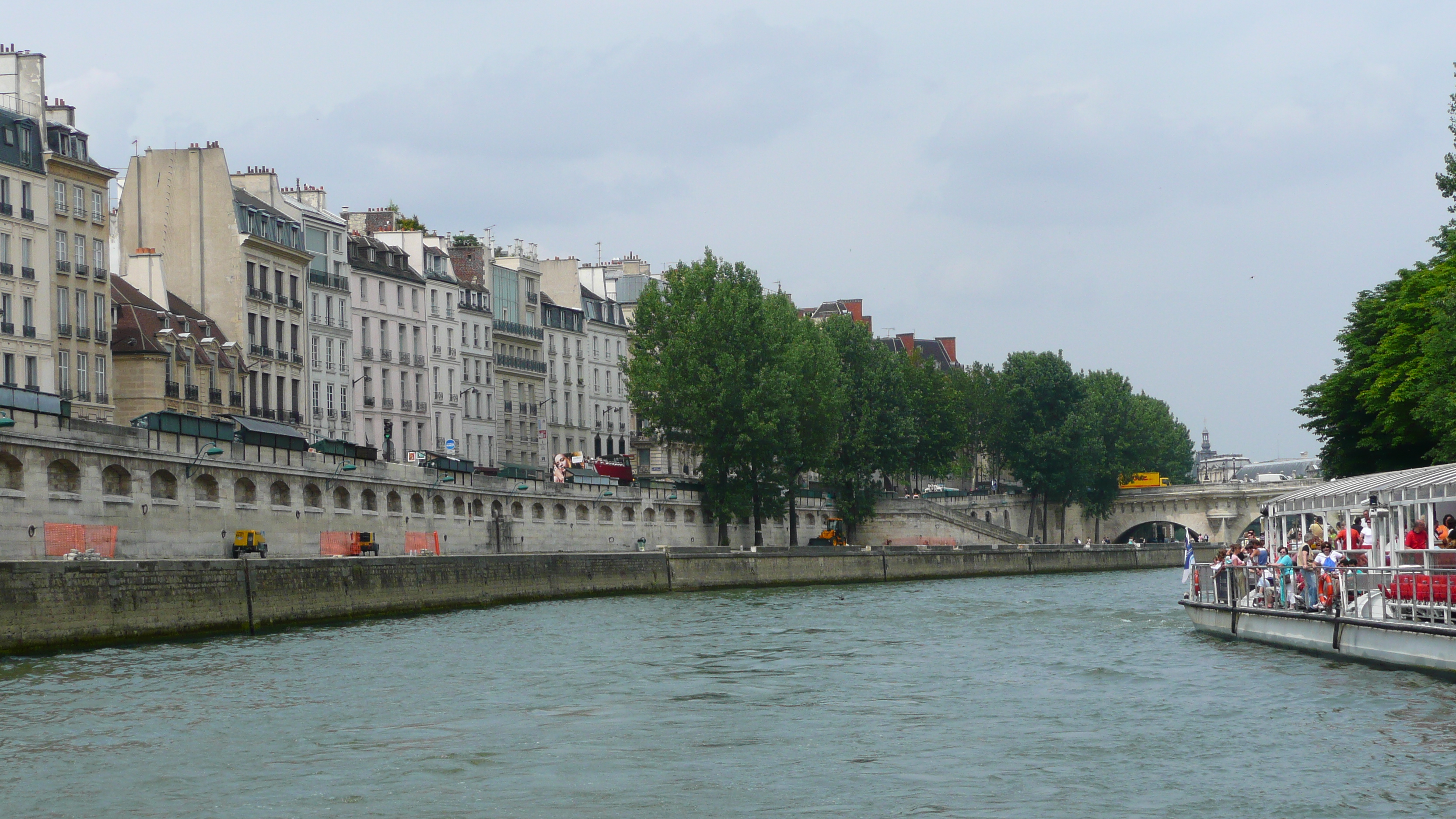 Picture France Paris Batobus Trip 2007-06 54 - Center Batobus Trip